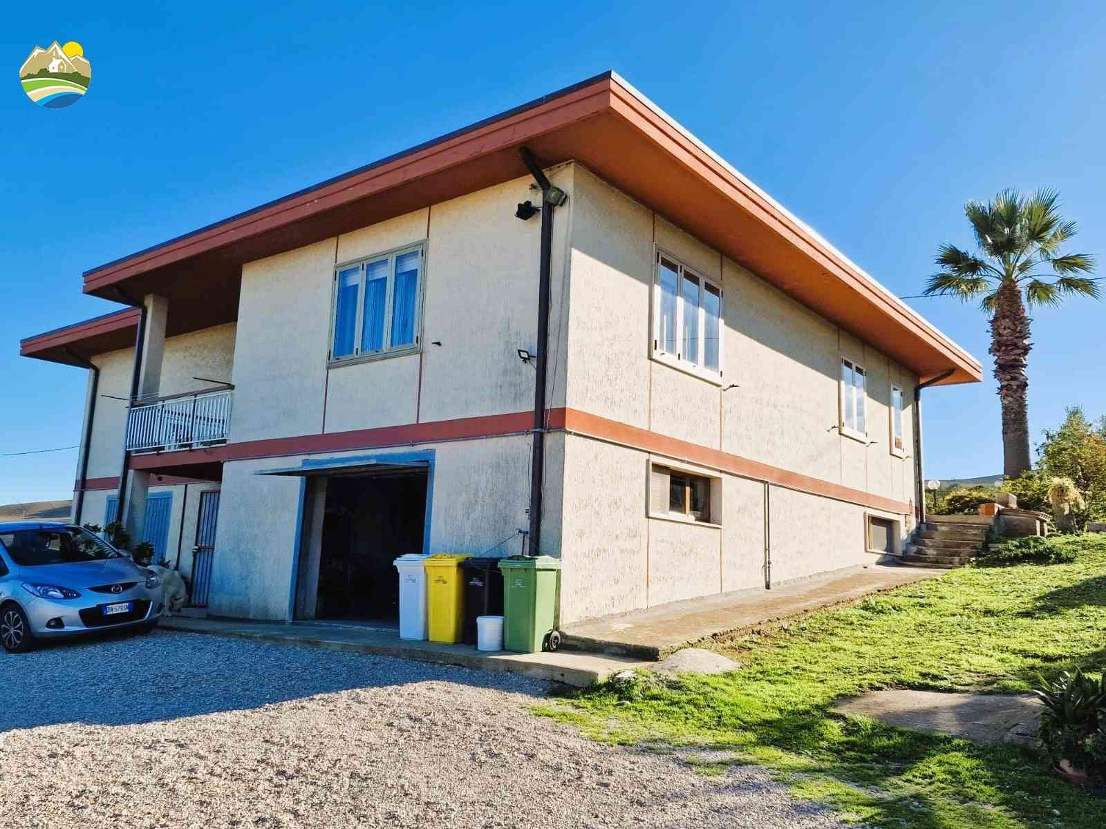 Country Houses Country Houses for sale Castiglione Messer Raimondo (TE), Casa delle Palme - Castiglione Messer Raimondo - EUR 261.060 590