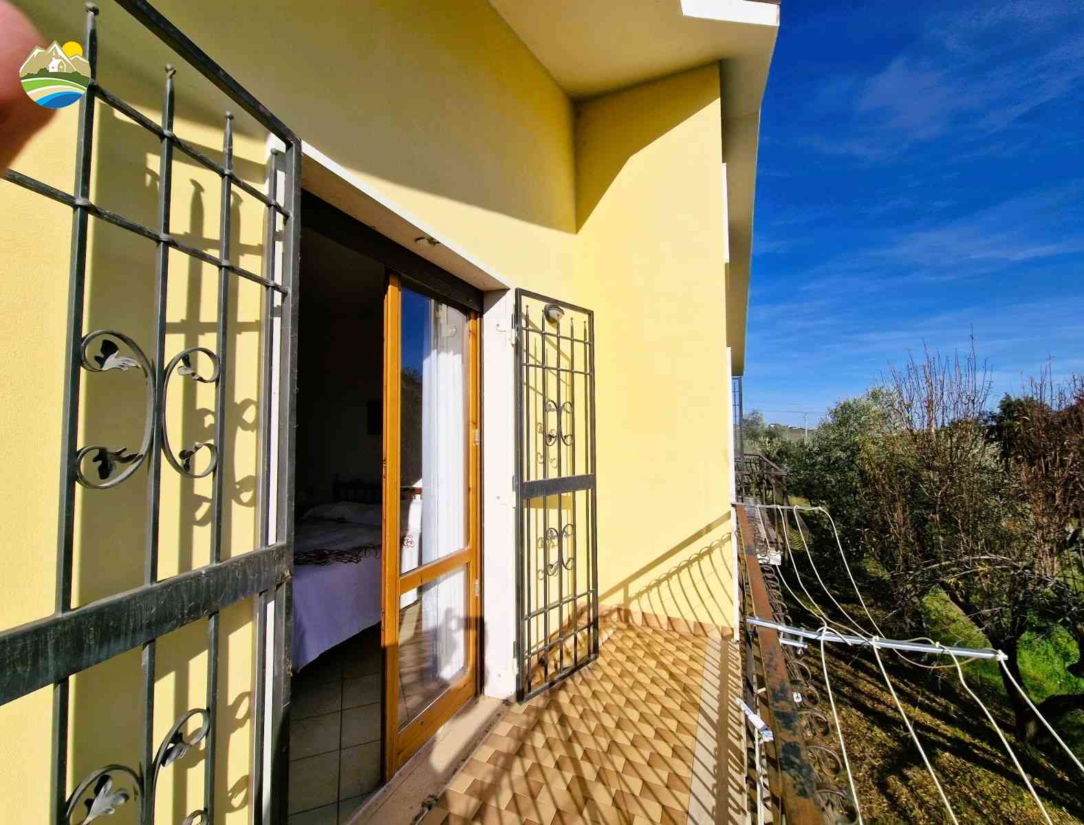 Country Houses Country Houses for sale Elice (PE), Casa Ginestra - Elice - EUR 256.328 740