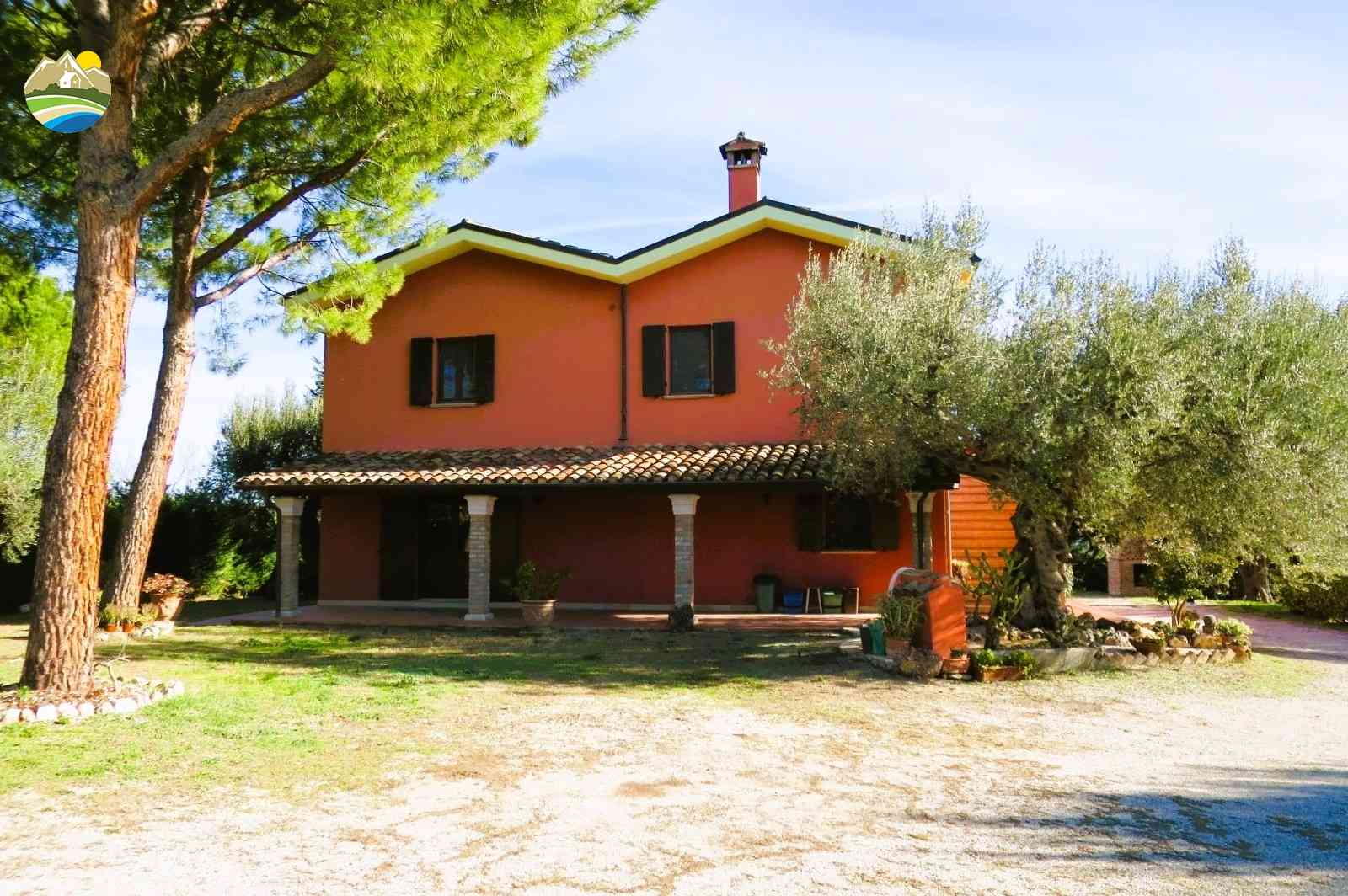 Country Houses Country Houses for sale Bellante (TE), Casale La Vignola - Bellante - EUR 524.401 620