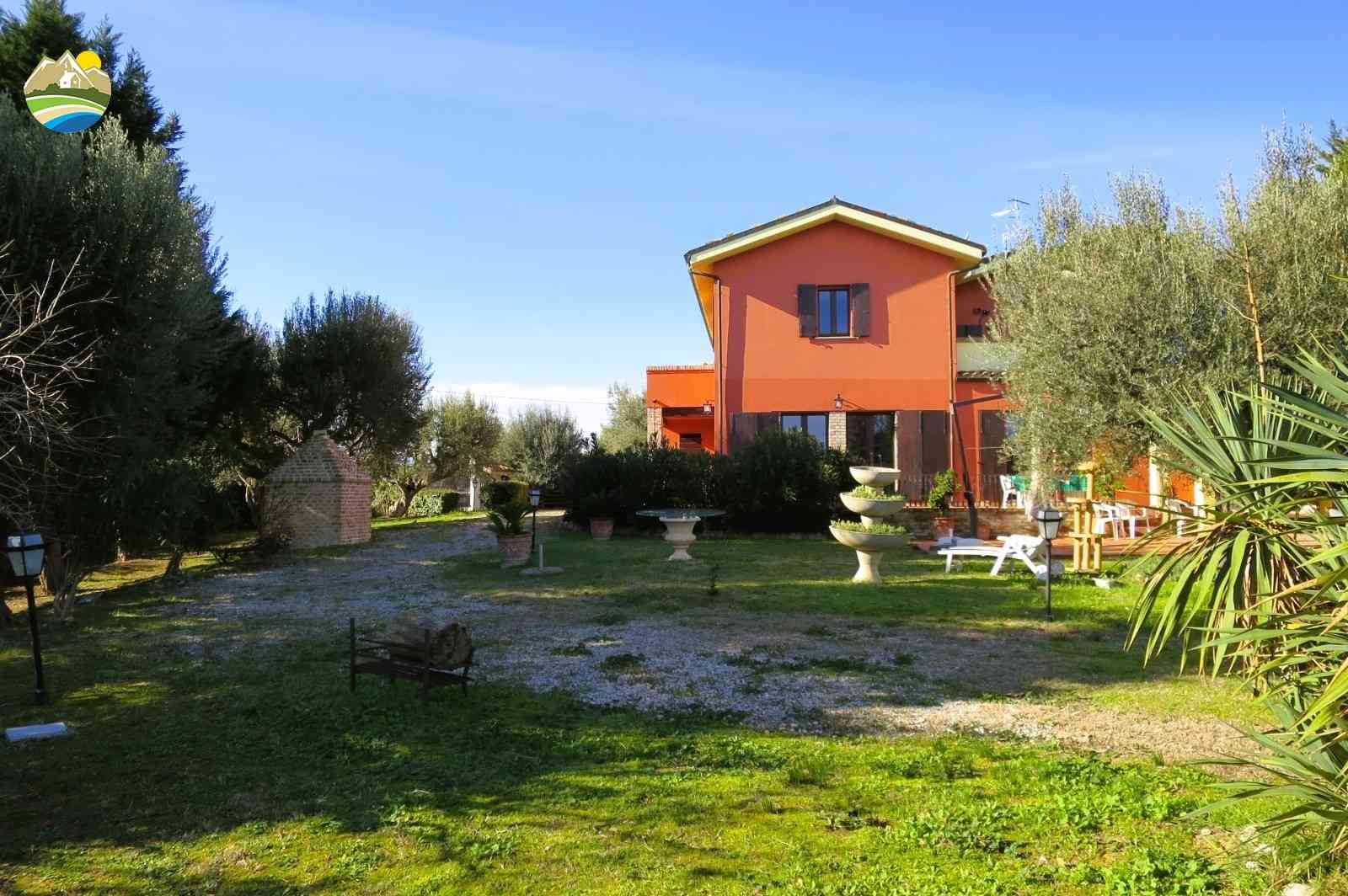 Country Houses Country Houses for sale Bellante (TE), Casale La Vignola - Bellante - EUR 524.401 630