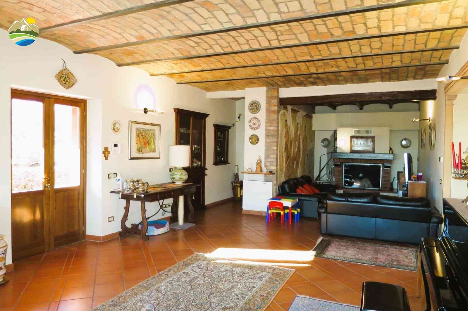 Casa di campagna Casa di campagna in vendita Bellante (TE), Casale La Vignola - Bellante - EUR 486.073 720