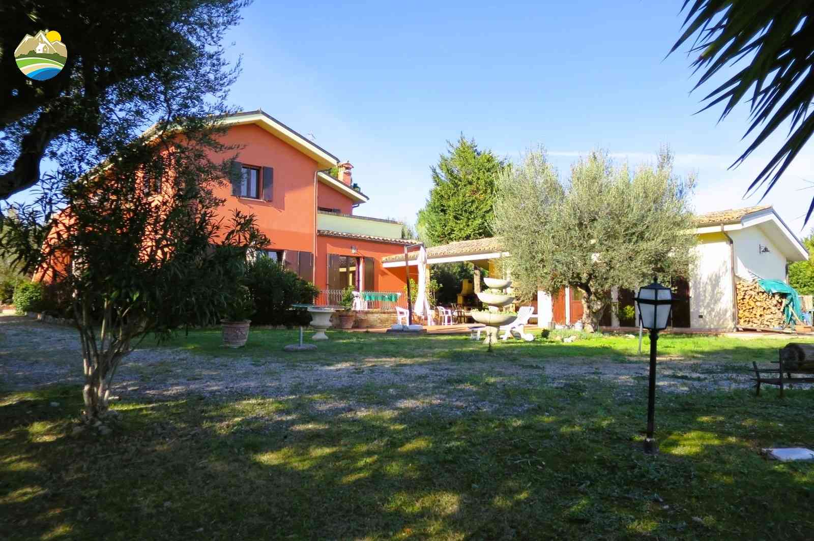 Country Houses Country Houses for sale Bellante (TE), Casale La Vignola - Bellante - EUR 524.401 950