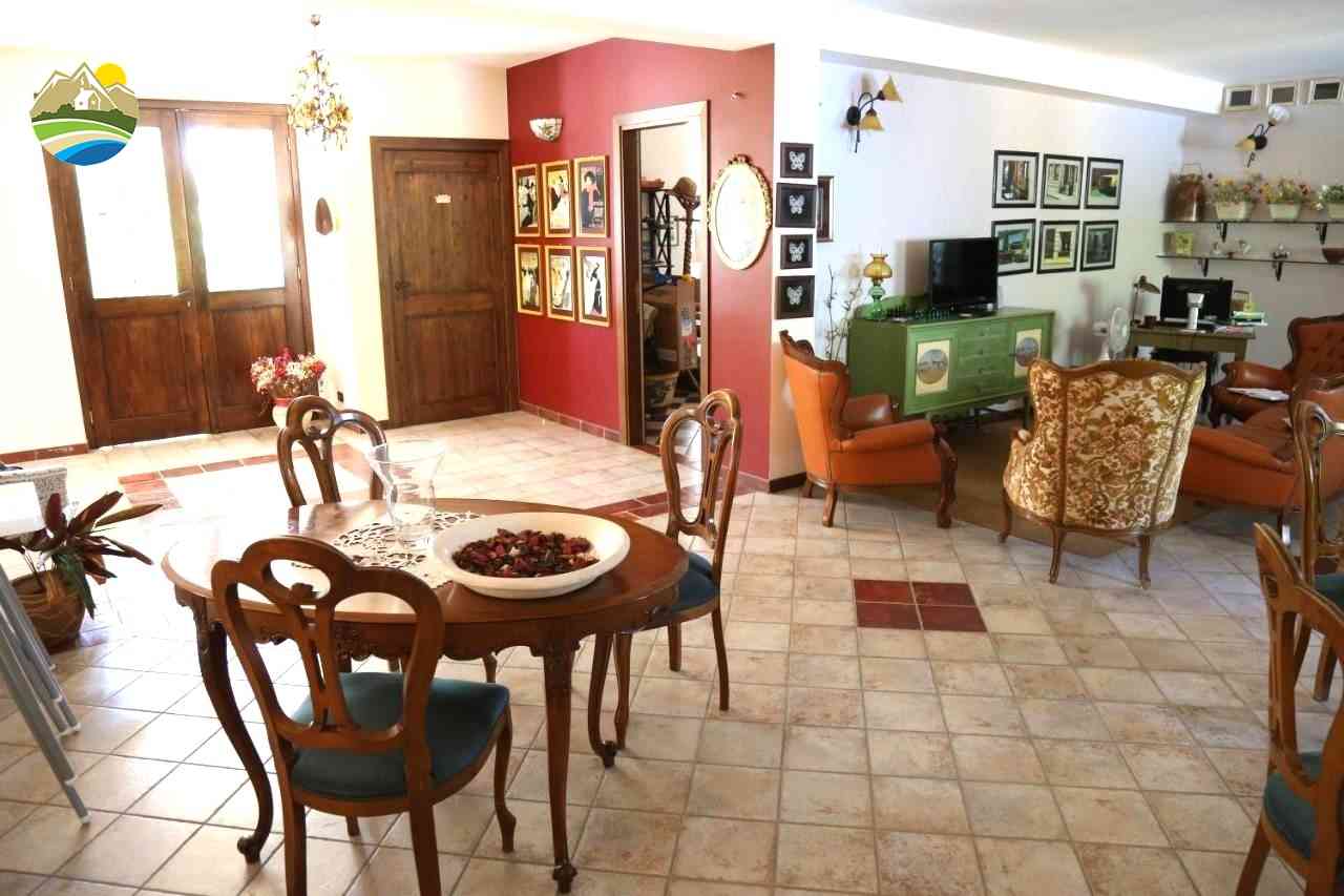 Country Houses Country Houses for sale Morro D'Oro (TE), Casale del Picchio - Morro D'Oro - EUR 775.695 680