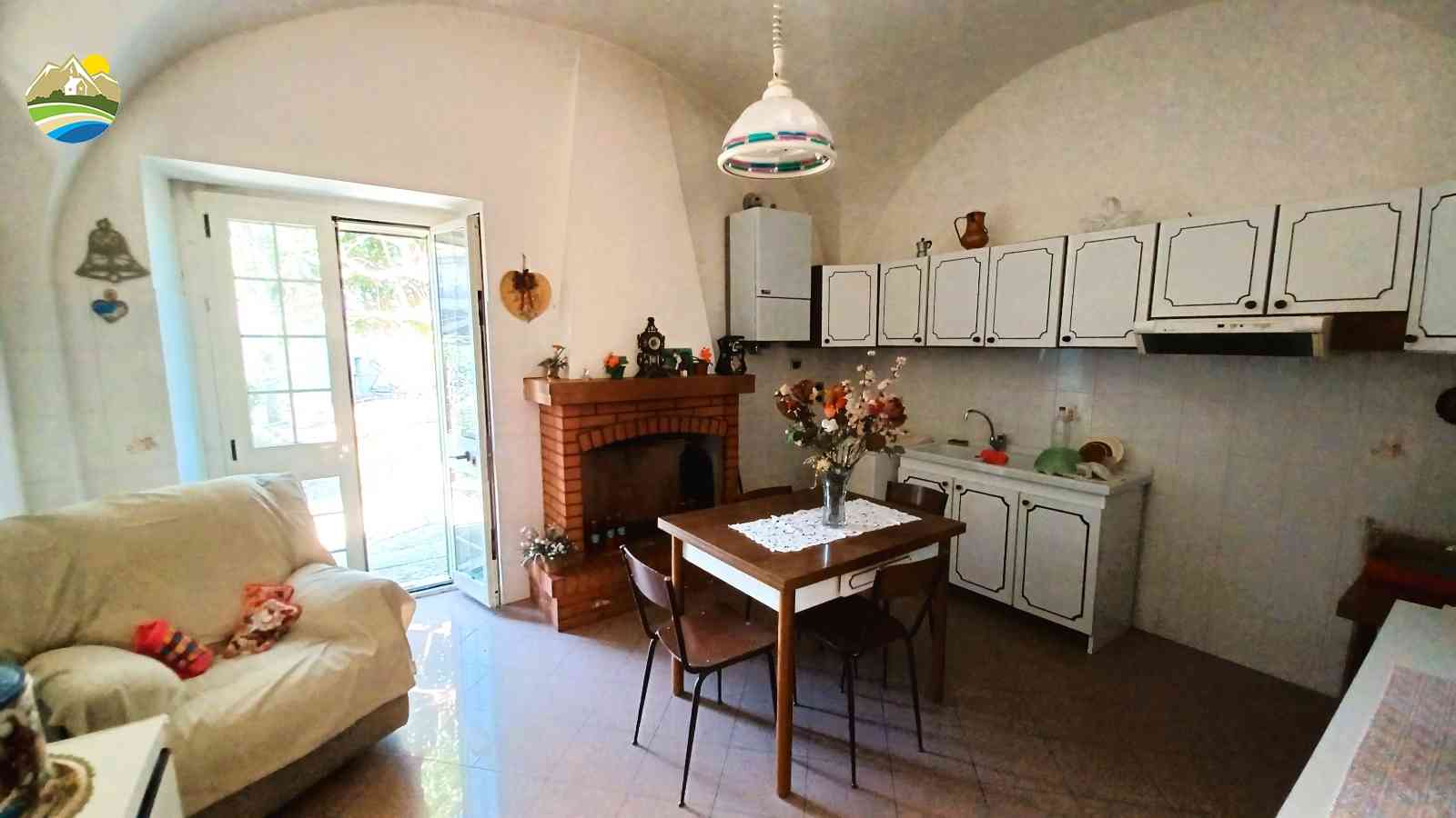 Townhouse Townhouse for sale Picciano (PE), Casa Rondine - Picciano - EUR 87.757 640