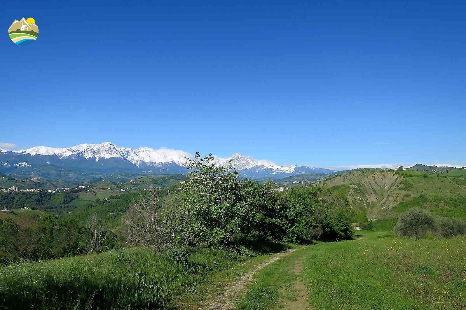 Country Houses Country Houses for sale Montefino (TE), Casa Gufo - Montefino - EUR 86.292 690
