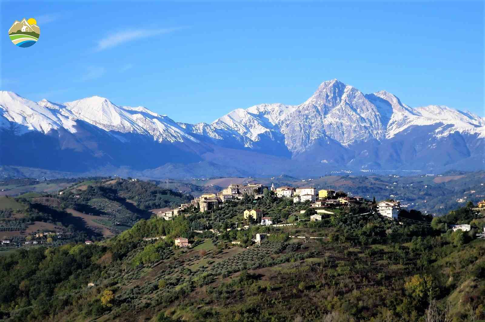Country Houses Country Houses for sale Montefino (TE), Casa Gufo - Montefino - EUR 86.292 720