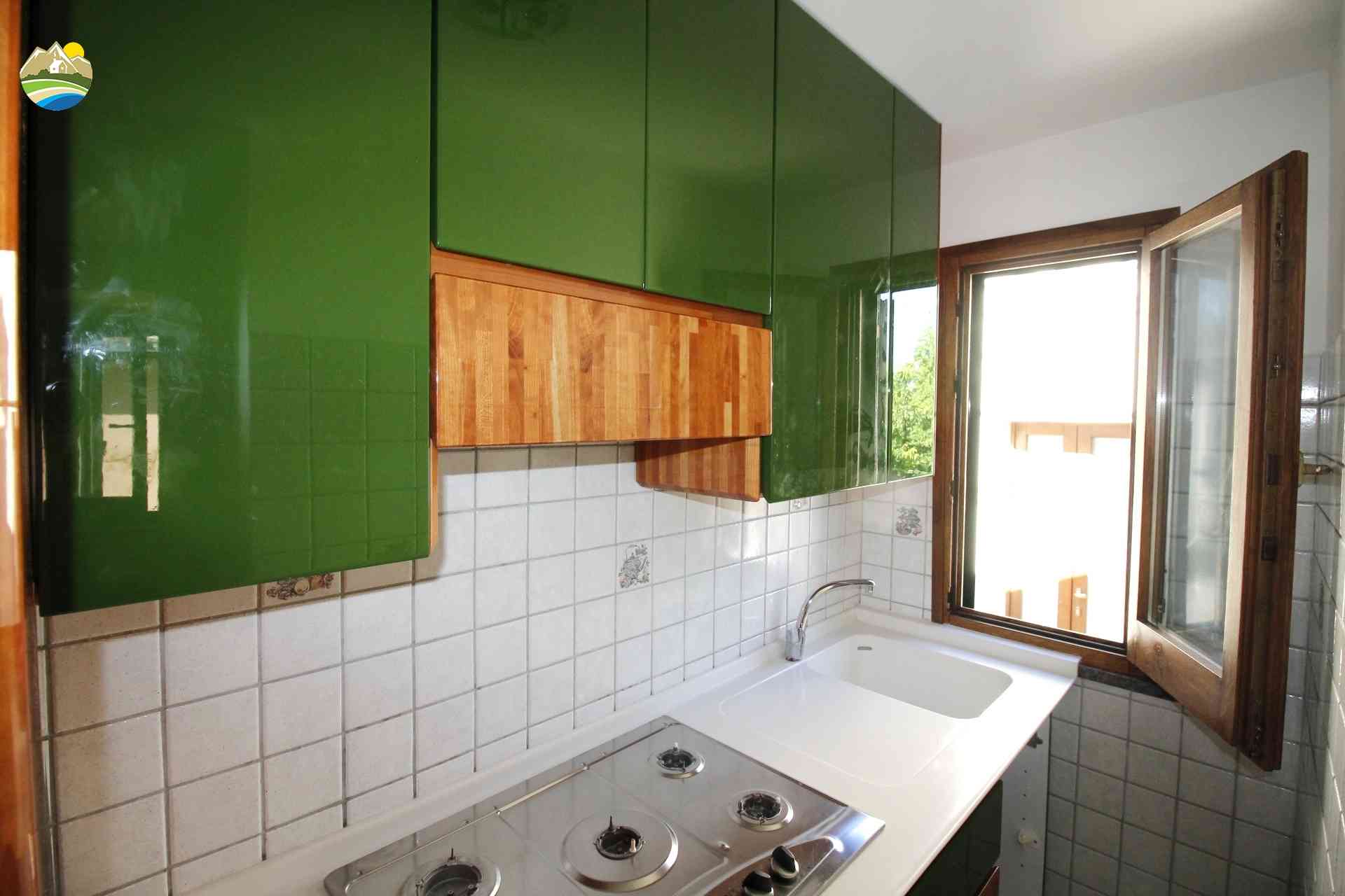 Country Houses Country Houses for sale Montebello di Bertona (PE), Casa delle Viste - Montebello di Bertona - EUR 85.199 700