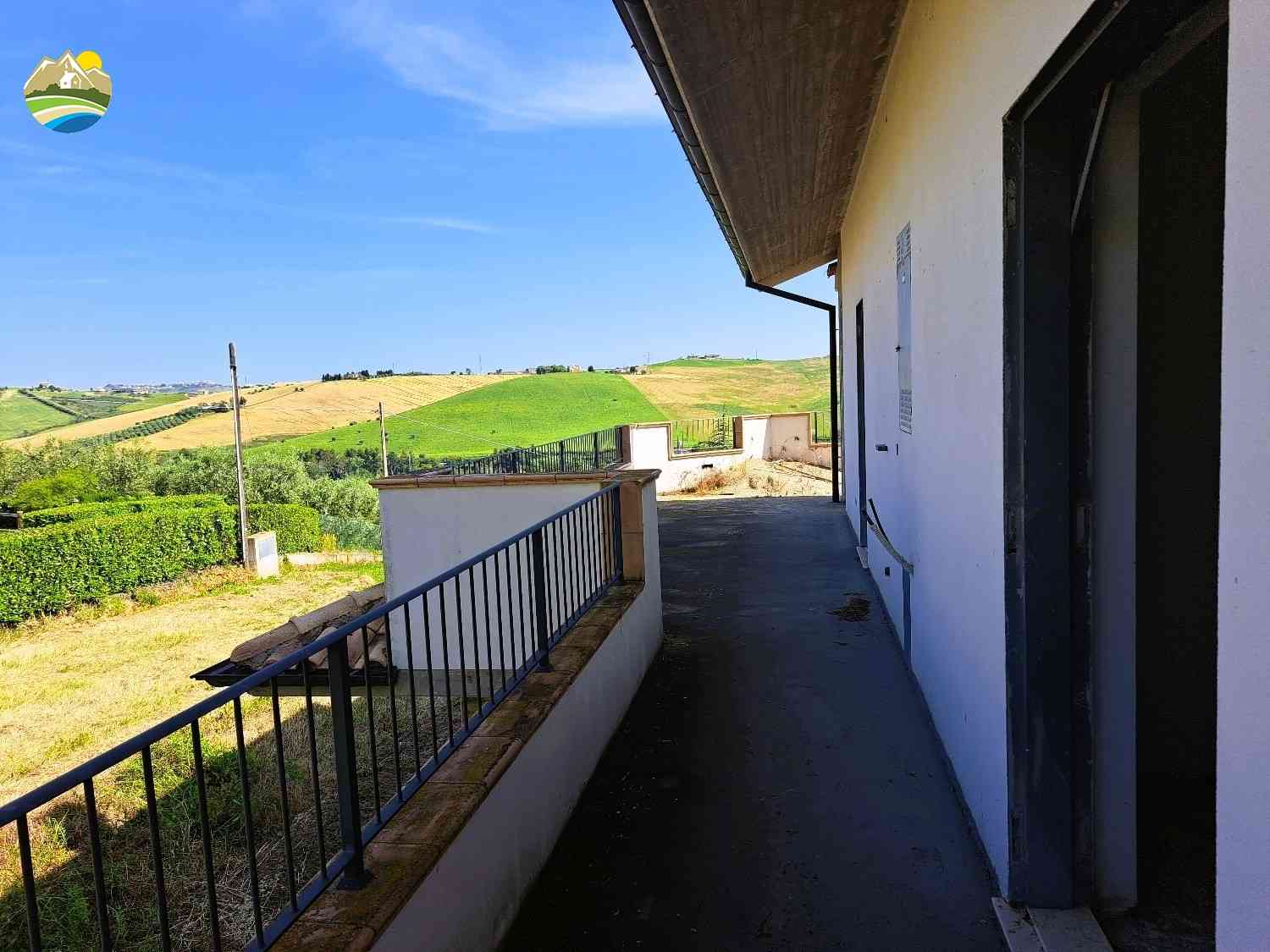 Villa Villa for sale Pineto (TE), Villa Lago - Pineto - EUR 253.178 750