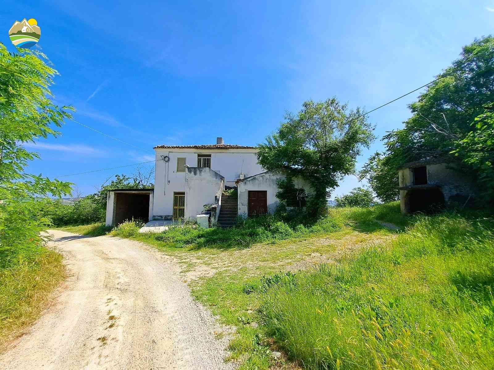 Country Houses Country Houses for sale Penne (PE), Cascina della Capinera - Penne - EUR 52.430 680