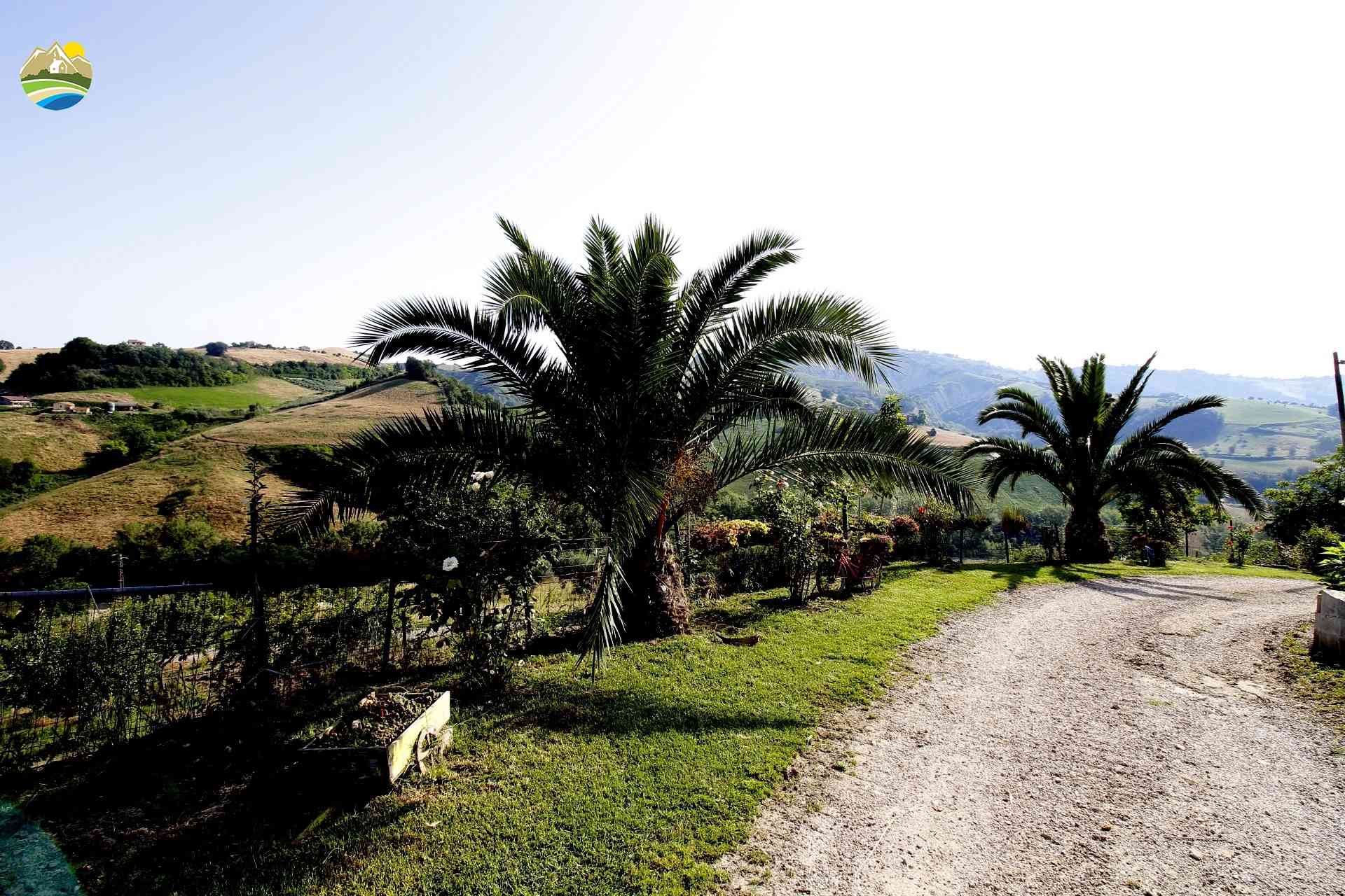 Country Houses Country Houses for sale Atri (TE), Casolare degli Asinelli - Atri - EUR 349.536 680