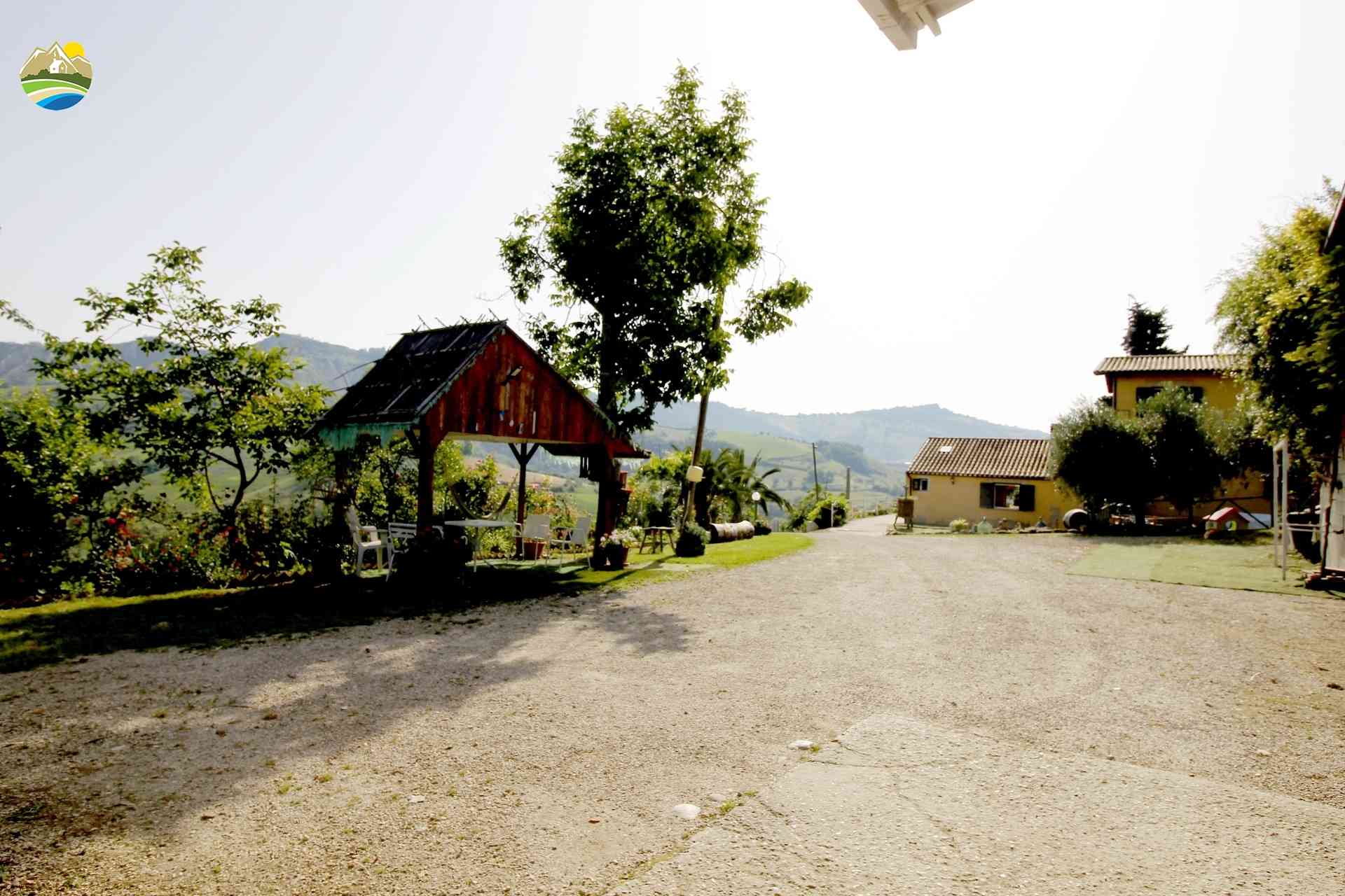 Country Houses Country Houses for sale Atri (TE), Casolare degli Asinelli - Atri - EUR 349.536 950