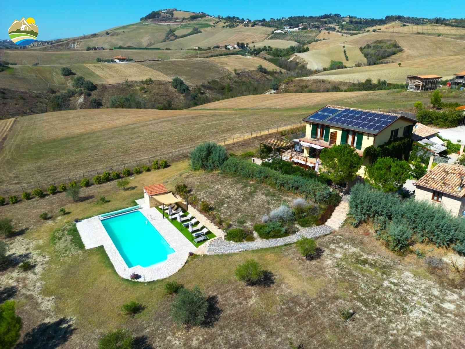 Villa Villa for sale Bellante (TE), Villa Il Frutteto - Bellante - EUR 506.356 1170