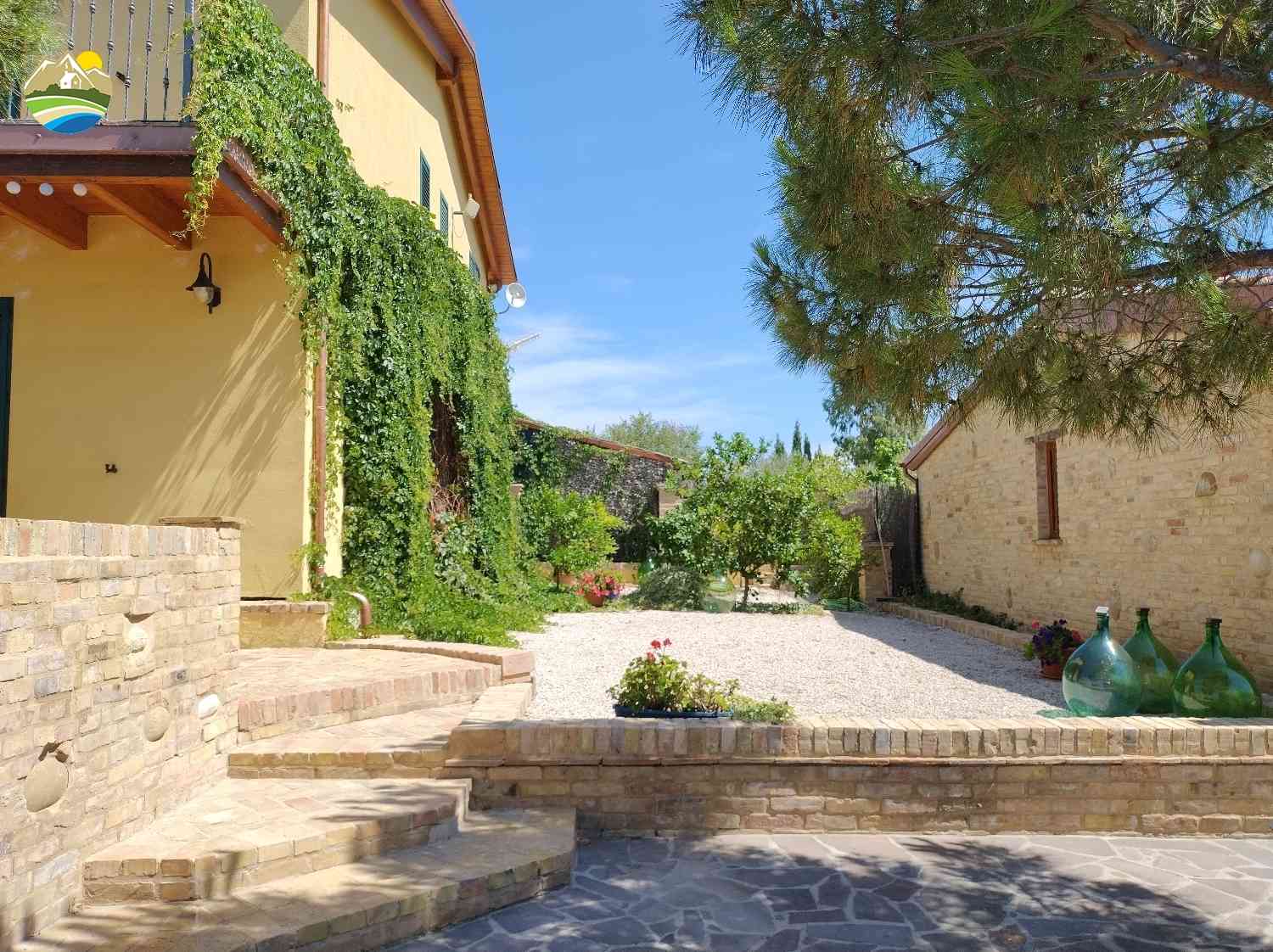 Villa Villa for sale Bellante (TE), Villa Il Frutteto - Bellante - EUR 506.356 870