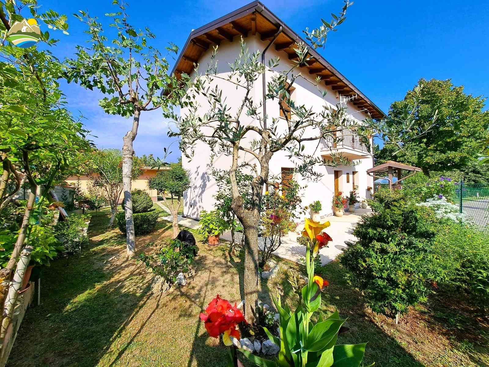 Country Houses Country Houses for sale Arsita (TE), Casa Orchidea - Arsita - EUR 207.537 680