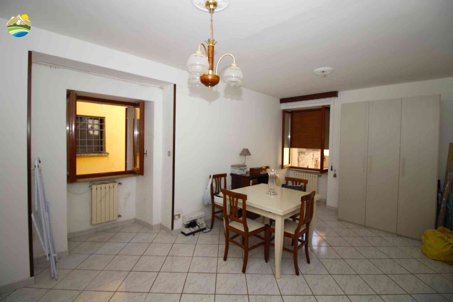 Casa in paese Casa in paese in vendita Atri (TE), Casa del Vico - Atri - EUR 183.506 730