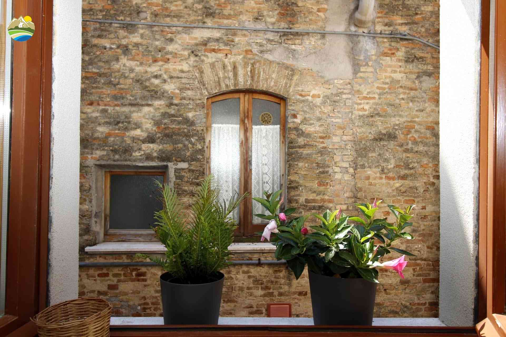 Casa in paese Casa in paese in vendita Atri (TE), Casa del Vico - Atri - EUR 183.506 770