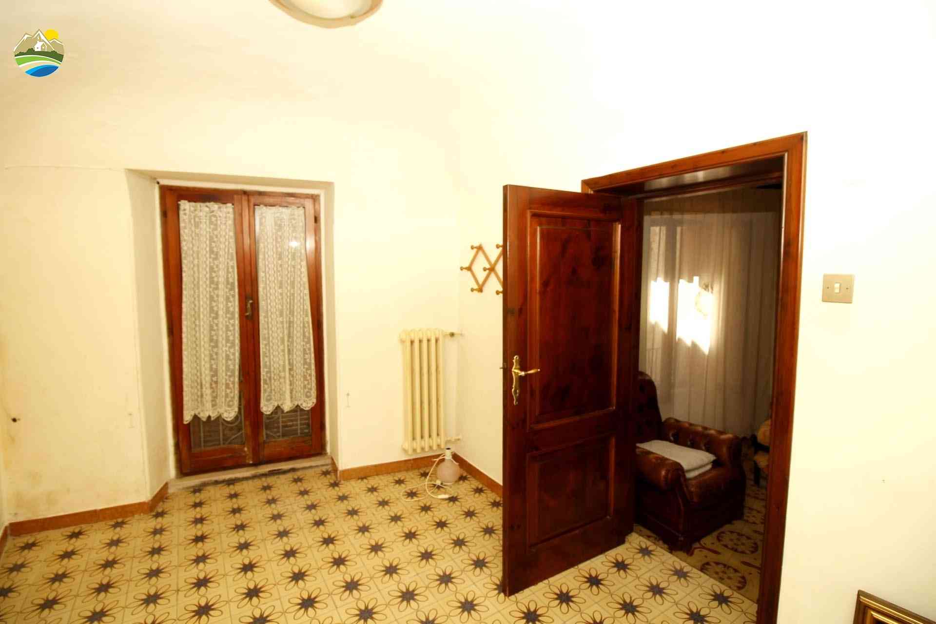 Townhouse Townhouse for sale Atri (TE), Casa Santa Rita - Atri - EUR 163.845 750