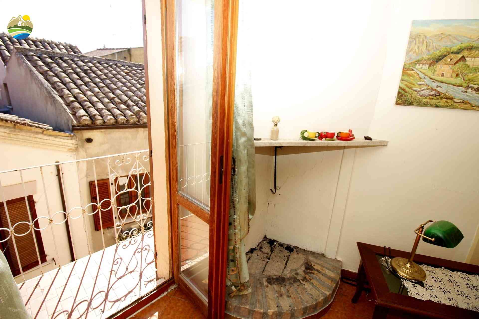 Townhouse Townhouse for sale Atri (TE), Casa Santa Rita - Atri - EUR 163.845 880