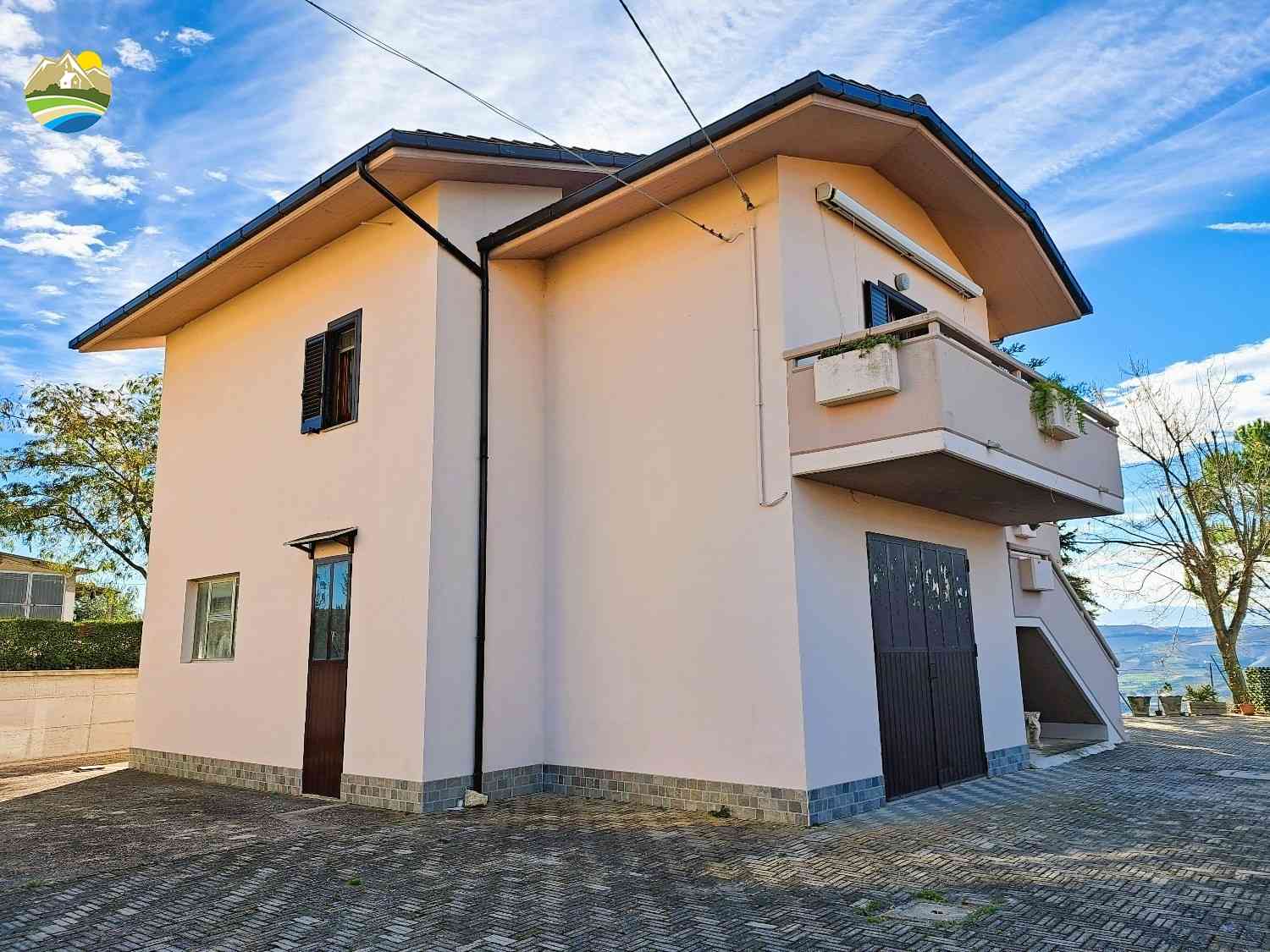 Country Houses Country Houses for sale Castilenti (TE), Casa del Faro - Castilenti - EUR 202.075 830