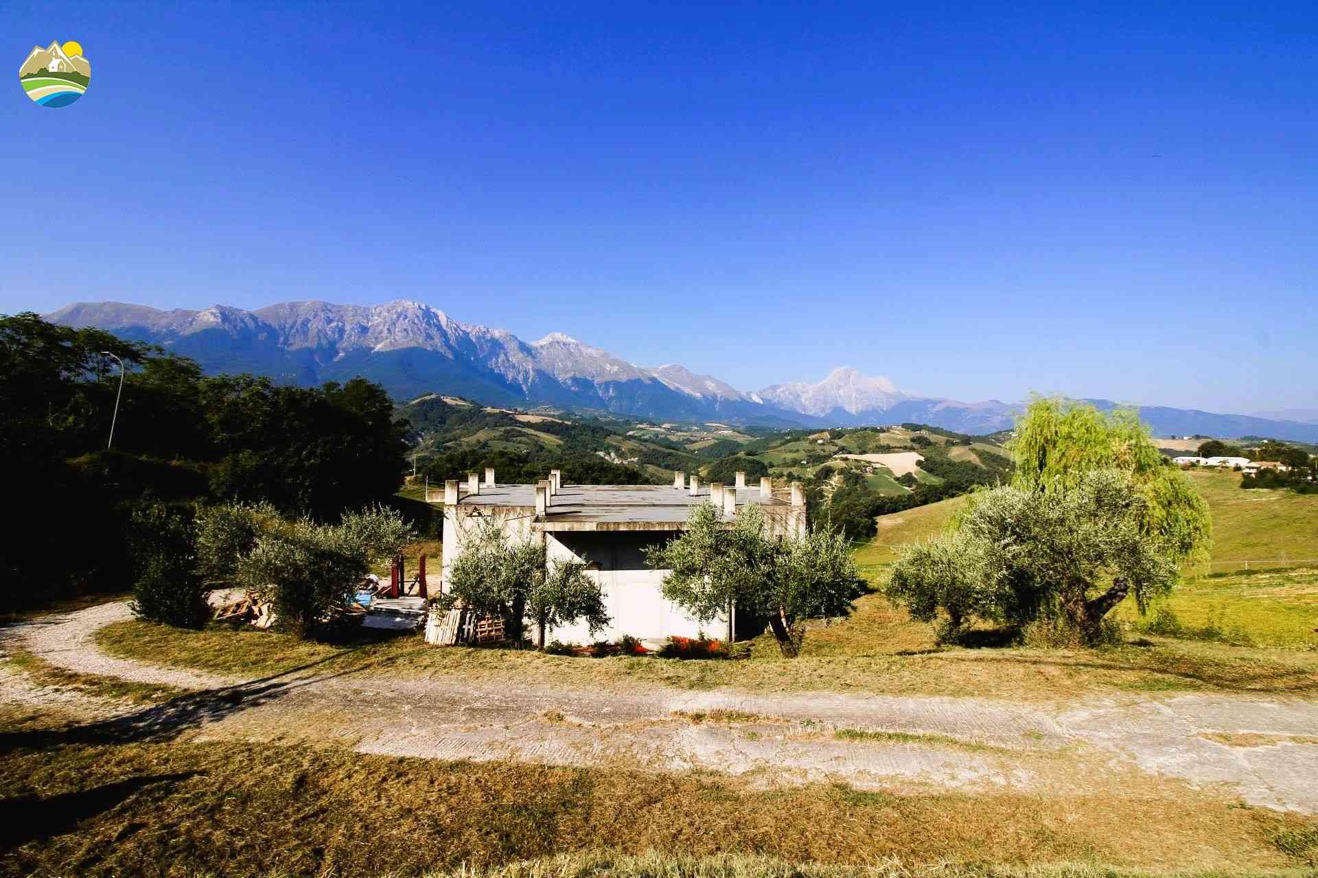 Country Houses Country Houses for sale Arsita (TE), Casa Gran Sasso - Arsita - EUR 70.999 10