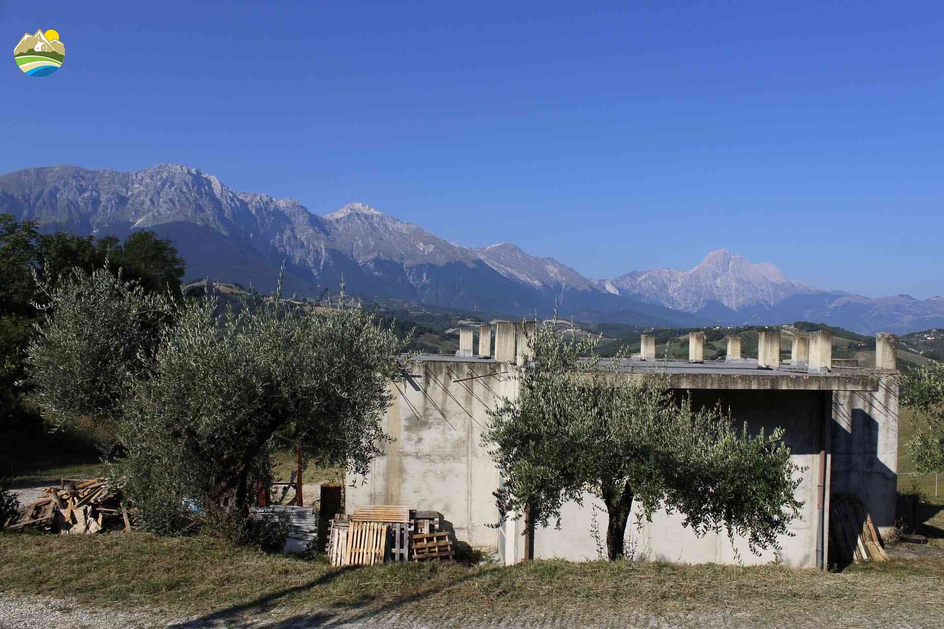 Country Houses Country Houses for sale Arsita (TE), Casa Gran Sasso - Arsita - EUR 70.999 810
