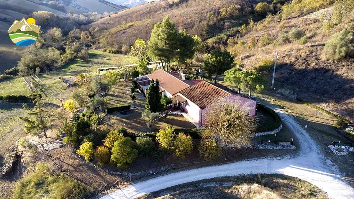 Country Houses Country Houses for sale Pineto (TE), Tenuta Cavallucci - Pineto - EUR 524.304 10