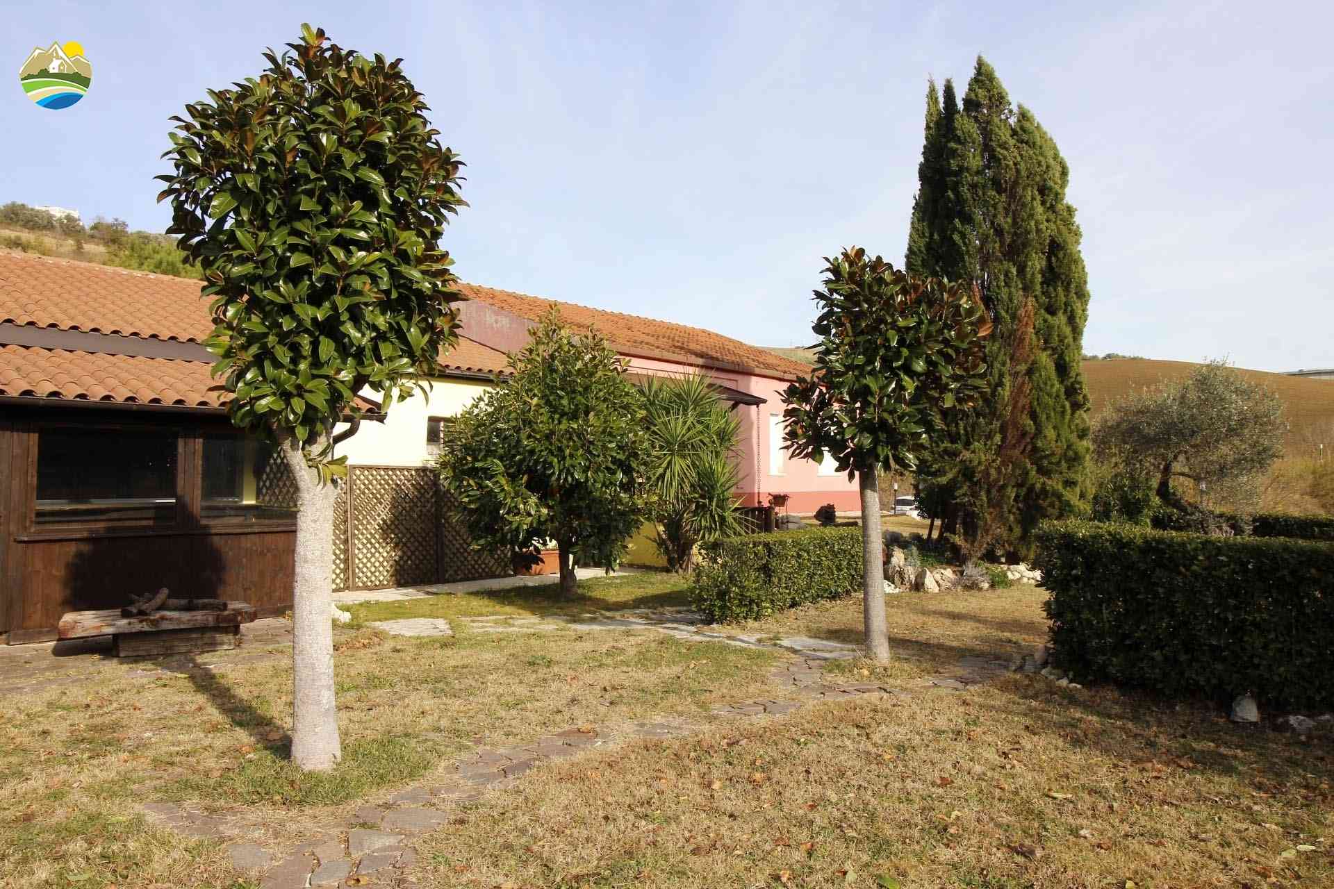 Country Houses Country Houses for sale Pineto (TE), Tenuta Cavallucci - Pineto - EUR 524.304 1090