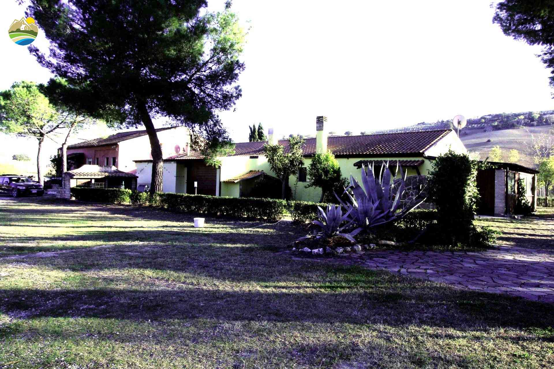 Country Houses Country Houses for sale Pineto (TE), Tenuta Cavallucci - Pineto - EUR 524.304 700