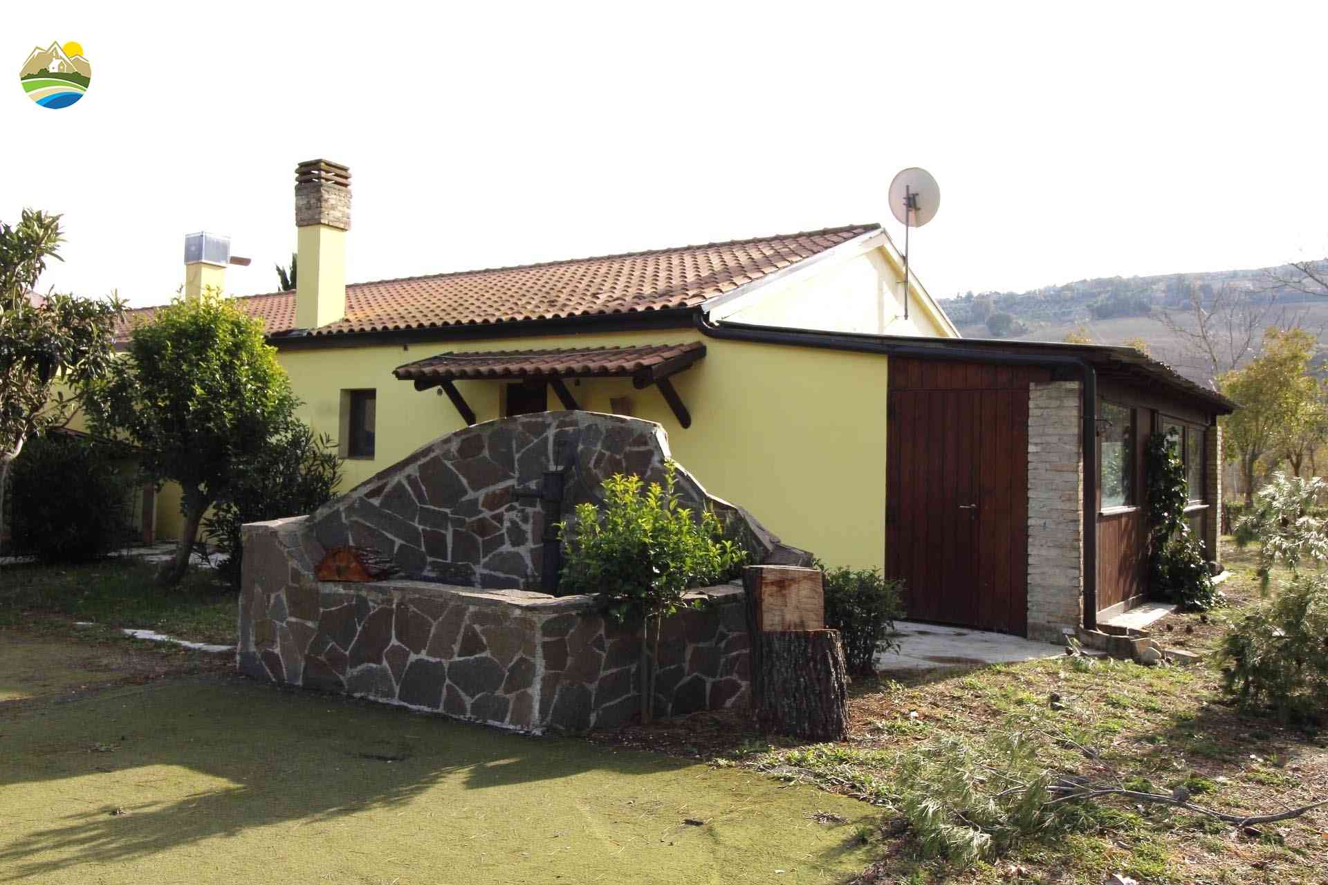 Country Houses Country Houses for sale Pineto (TE), Tenuta Cavallucci - Pineto - EUR 524.304 880