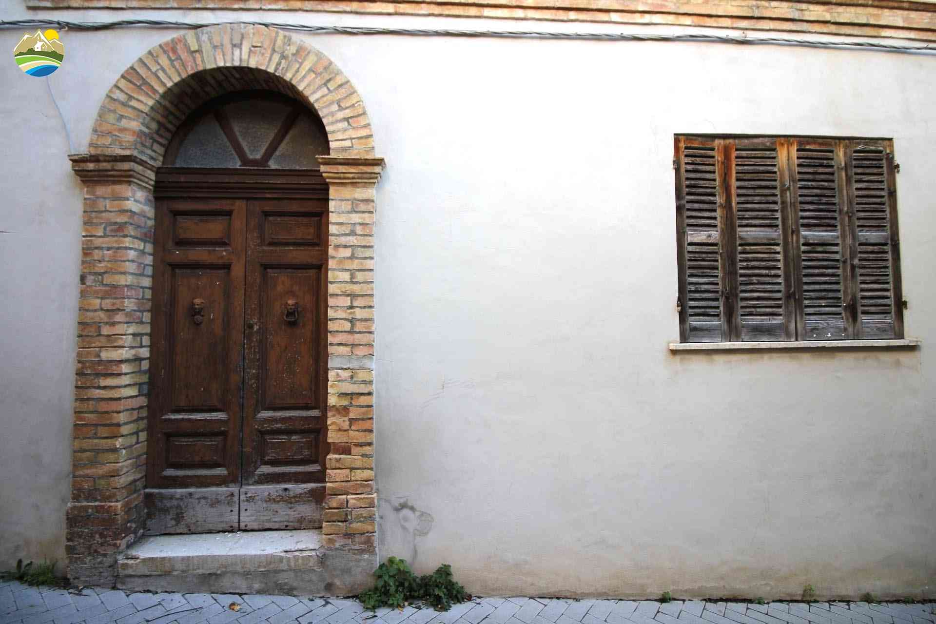 Country Houses Country Houses for sale Castilenti (TE), Casa del Campanile - Castilenti - EUR 31.677 710