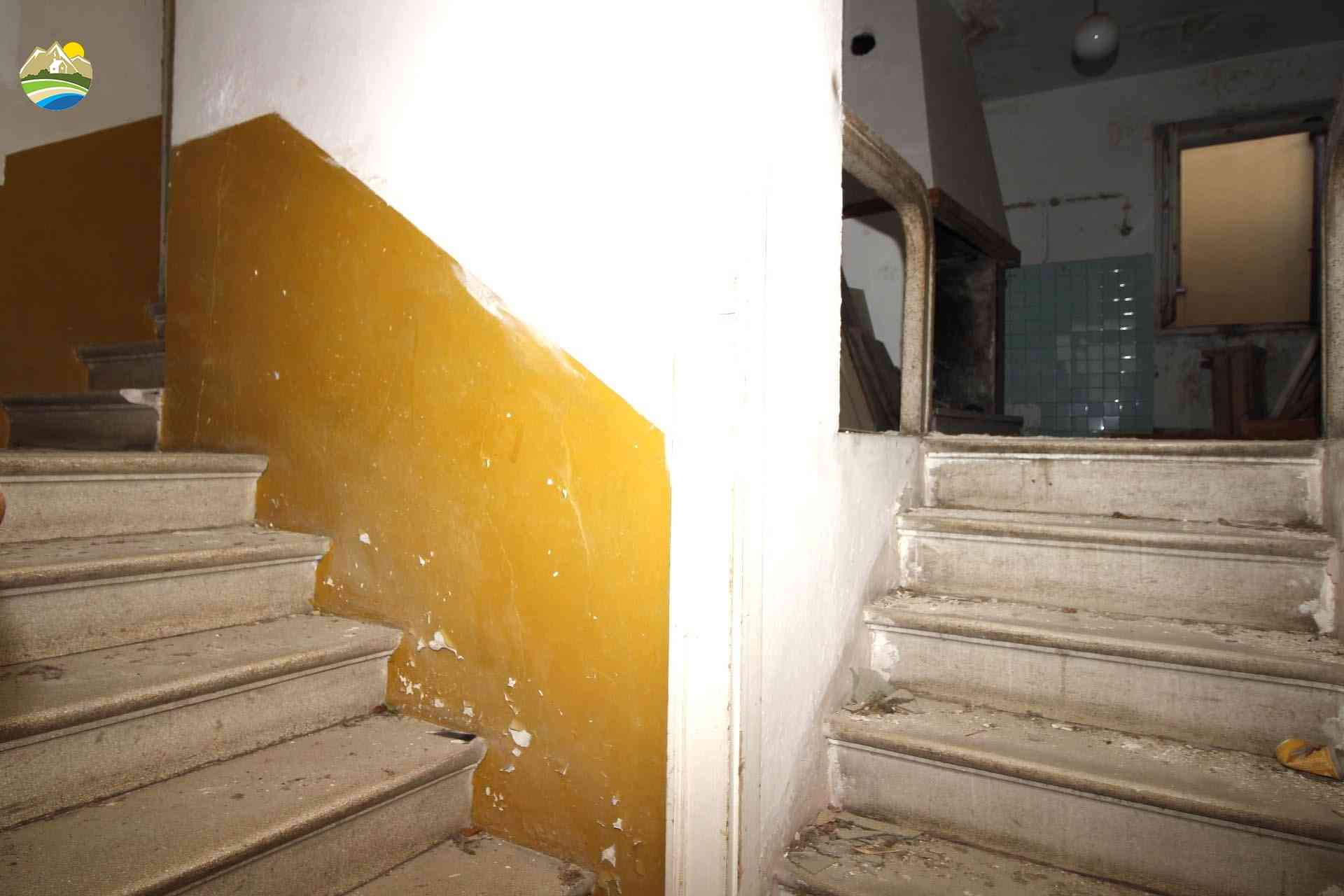 Country Houses Country Houses for sale Castilenti (TE), Casa del Campanile - Castilenti - EUR 31.677 770