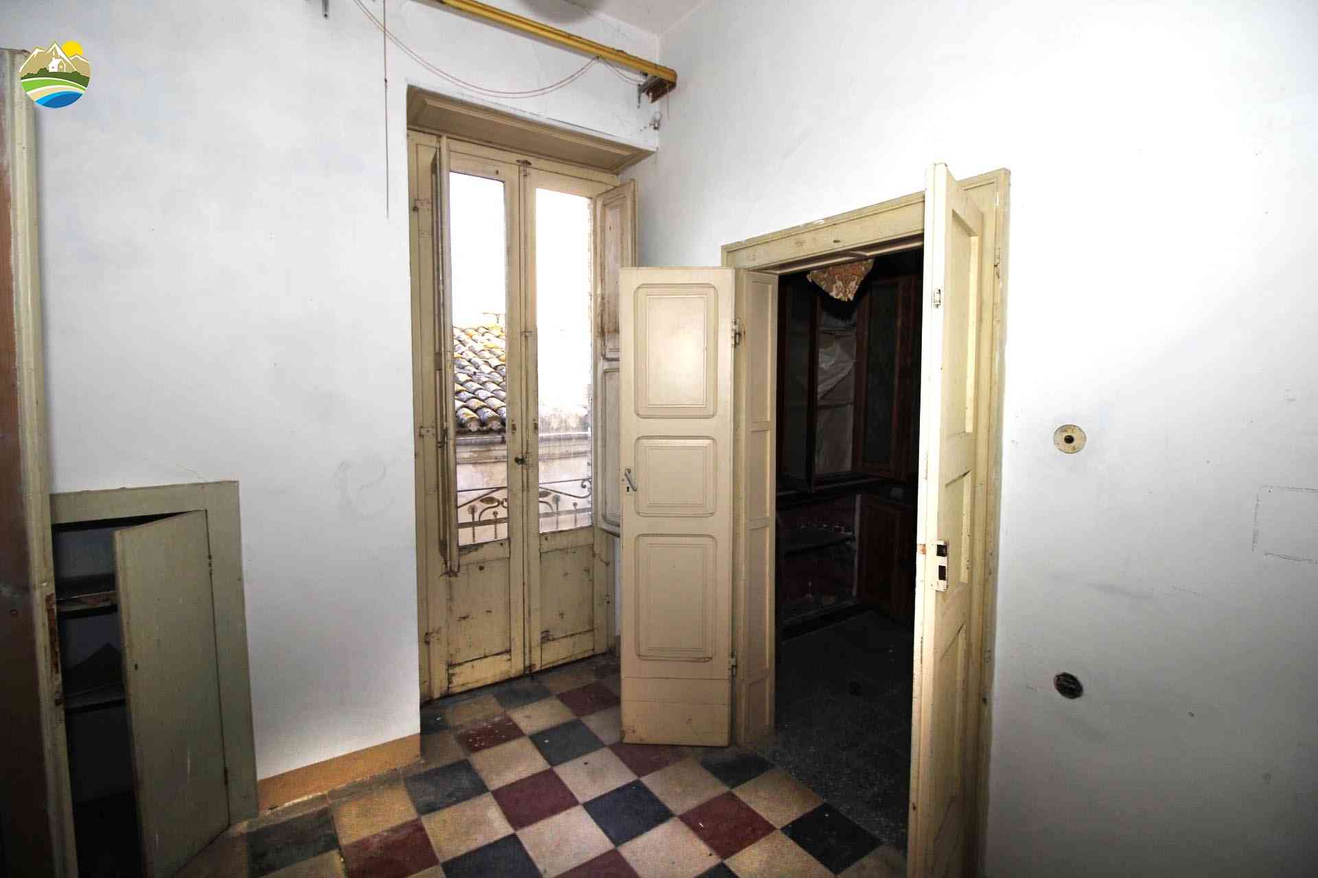 Country Houses Country Houses for sale Castilenti (TE), Casa del Campanile - Castilenti - EUR 31.677 810