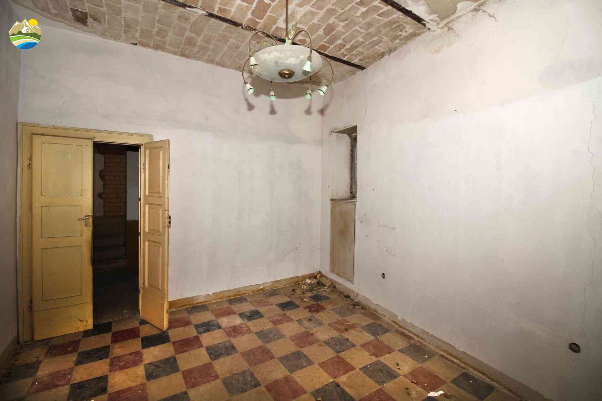 Country Houses Country Houses for sale Castilenti (TE), Casa del Campanile - Castilenti - EUR 31.677 860