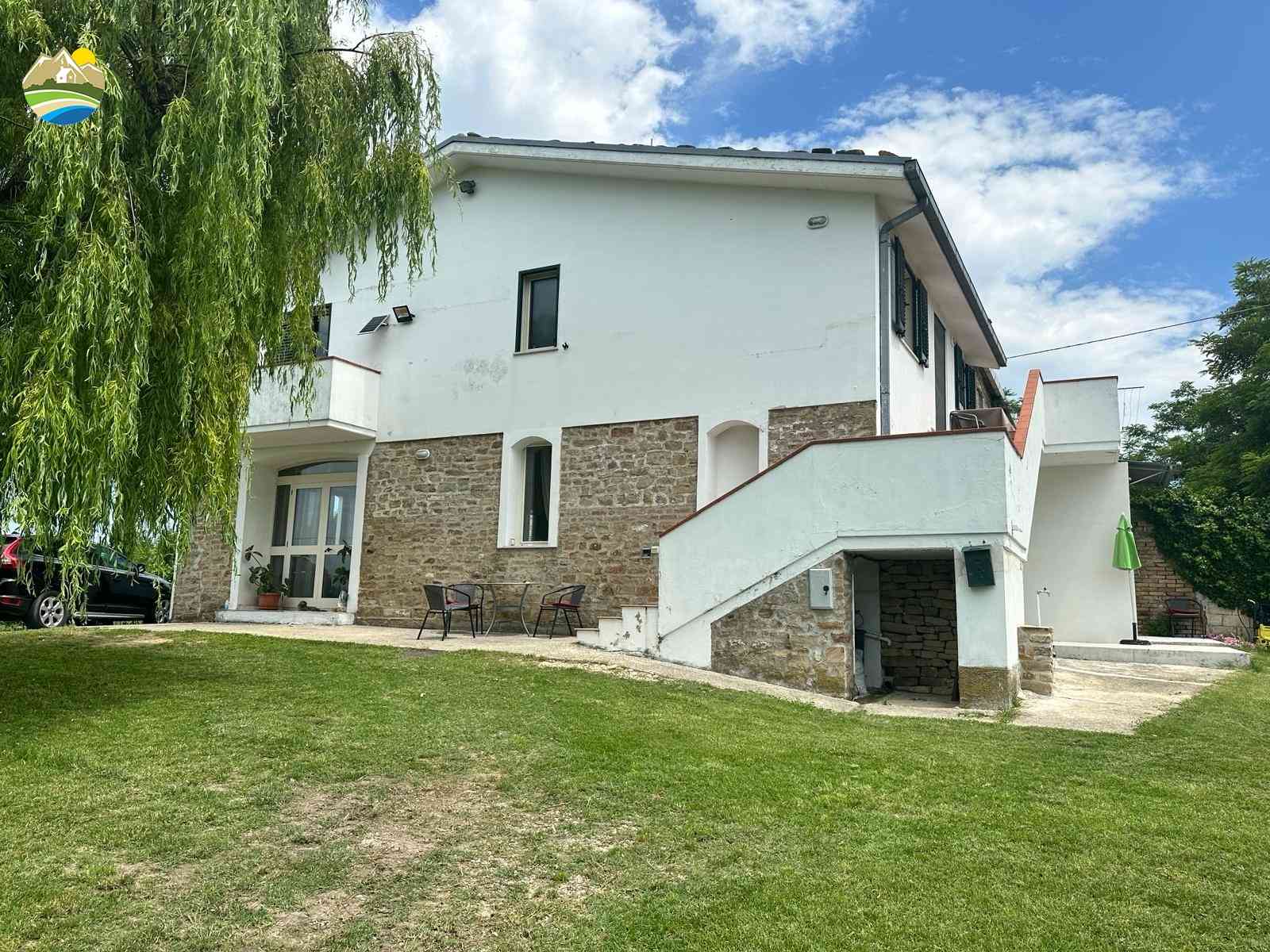Country Houses Casa Nina - Cellino Attanasio - EUR 227.248