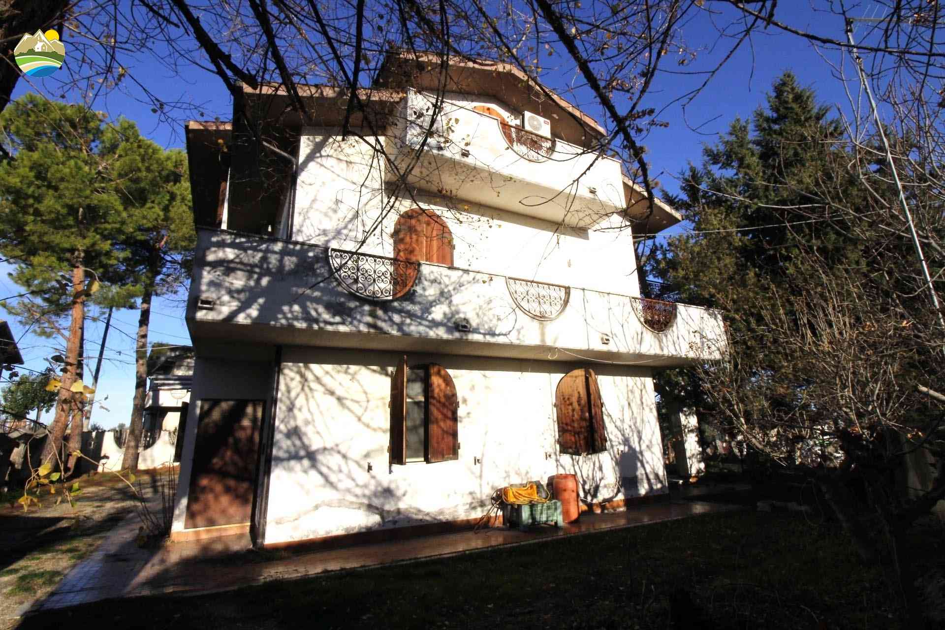 Villa Villa for sale Castilenti (TE), Villa Celeste - Castilenti - EUR 188.968 1050