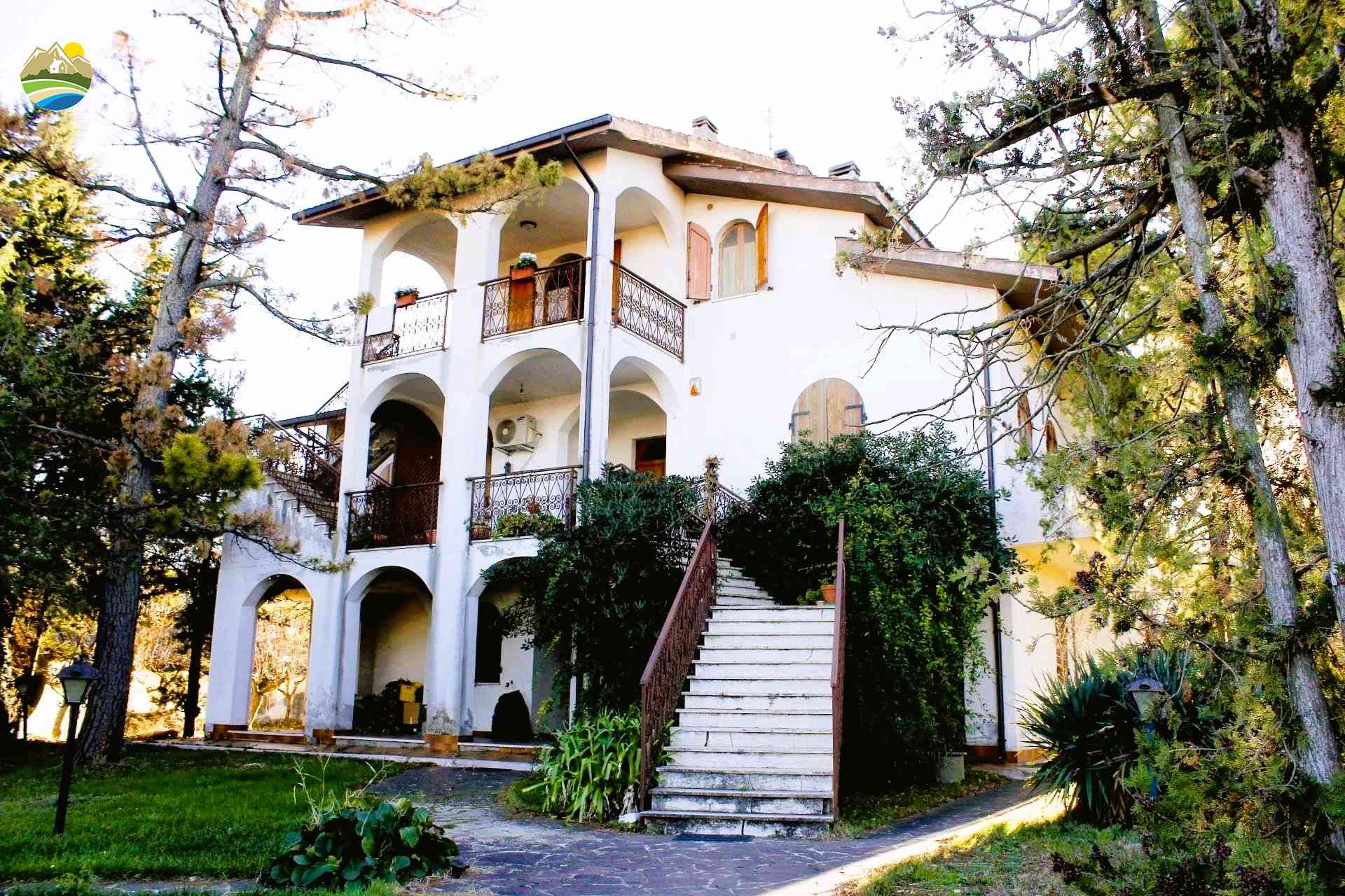 Villa Villa for sale Castilenti (TE), Villa Celeste - Castilenti - EUR 188.968 1100