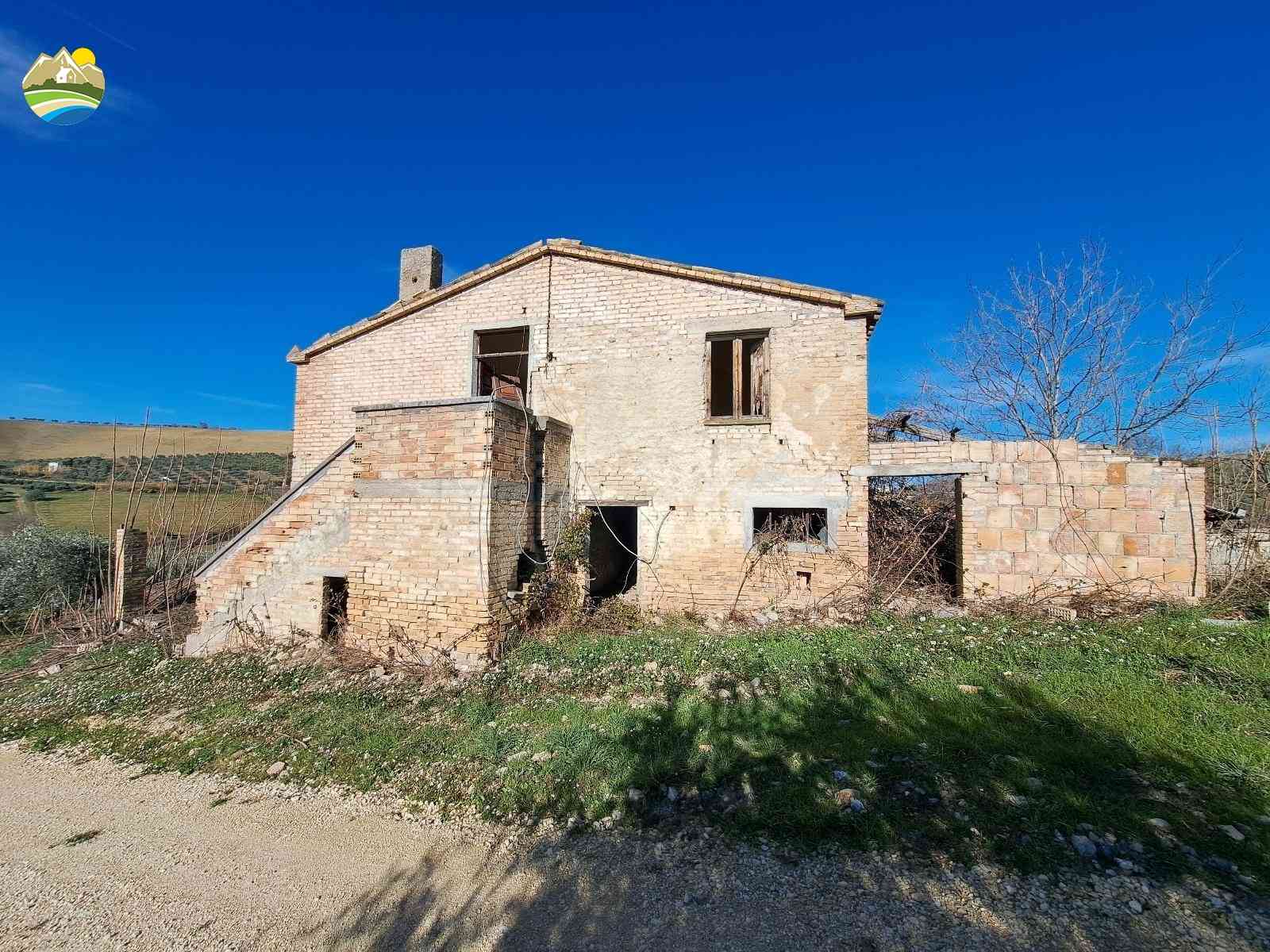 Country Houses Country Houses for sale Castilenti (TE), Cascina degli Ulivi - Castilenti - EUR 119.061 710