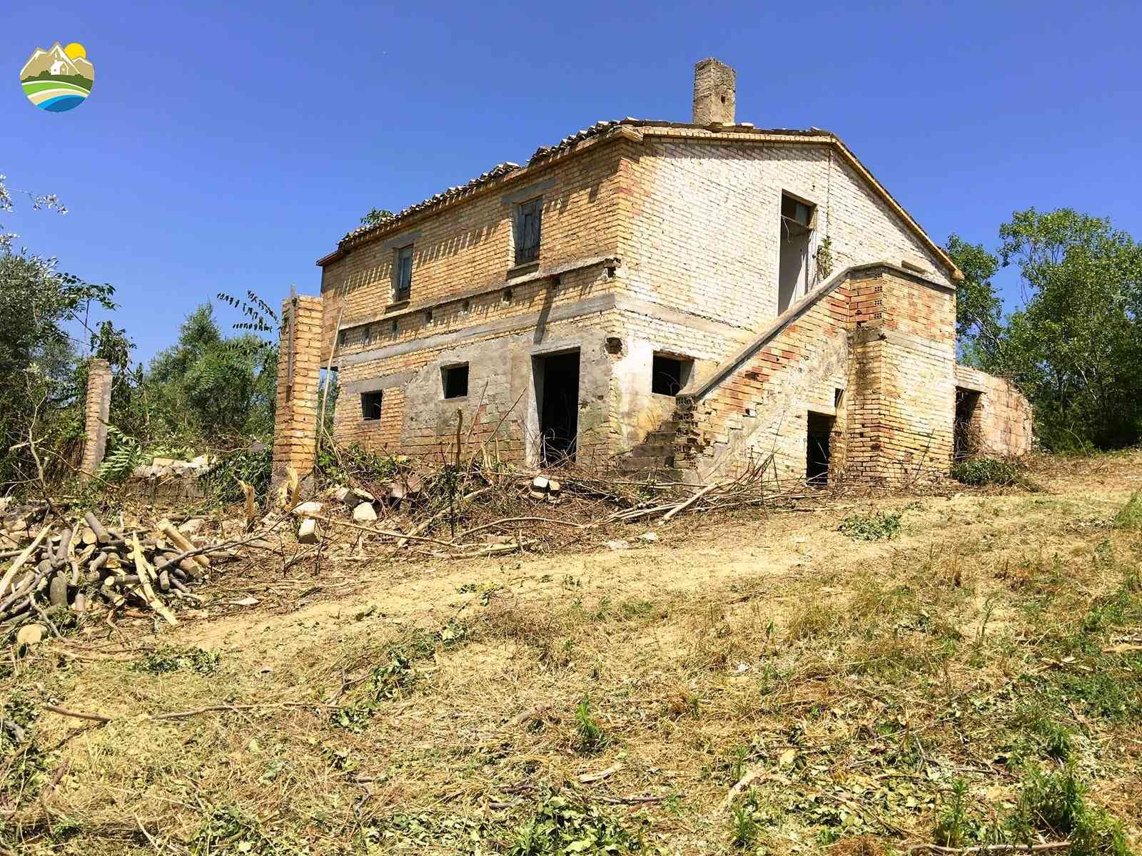 Country Houses Country Houses for sale Castilenti (TE), Cascina degli Ulivi - Castilenti - EUR 119.061 760