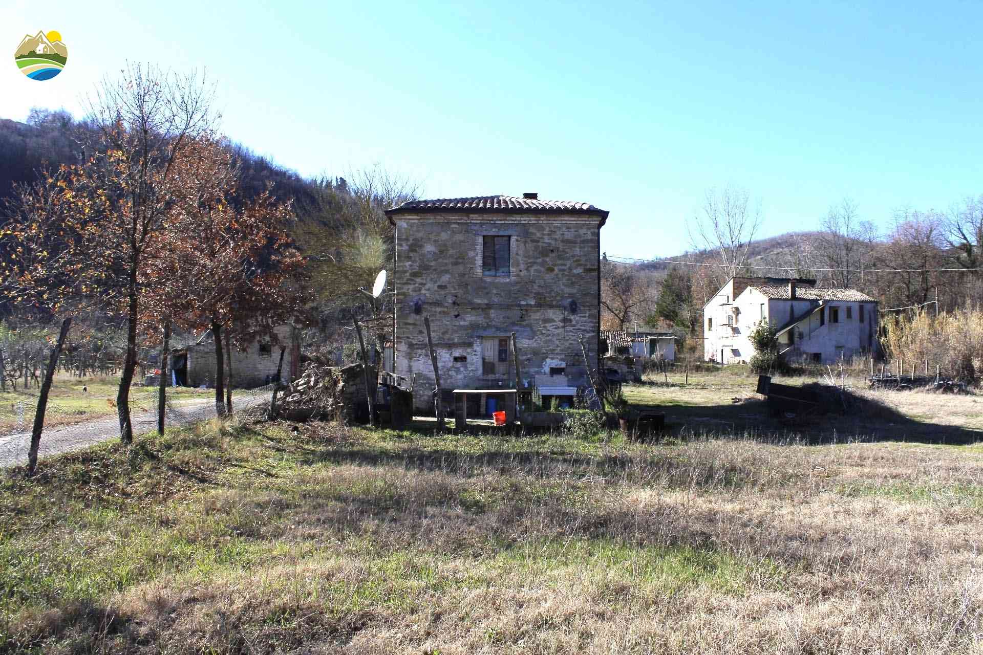 Country Houses Country Houses for sale Bisenti (TE), Casa del Pettirosso - Bisenti - EUR 95.000 710