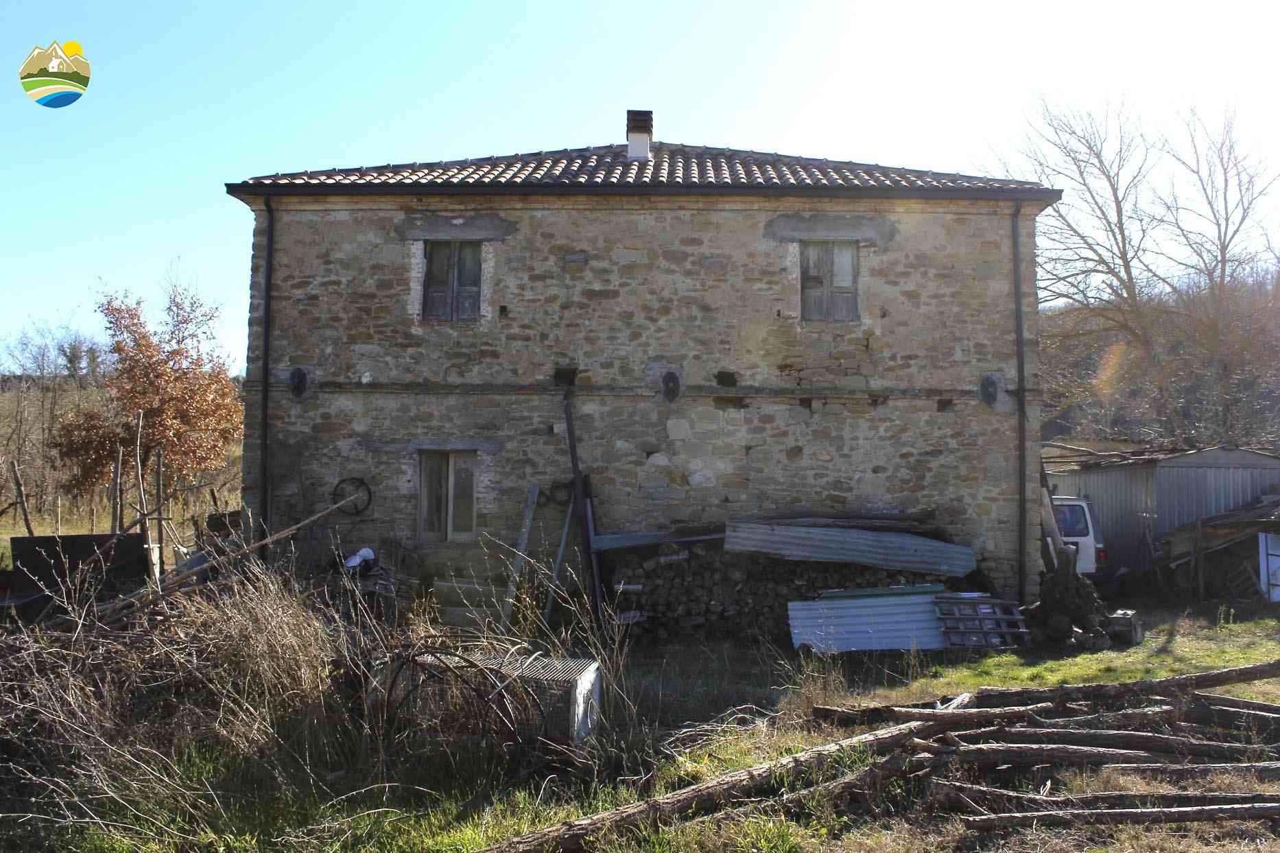 Country Houses Country Houses for sale Bisenti (TE), Casa del Pettirosso - Bisenti - EUR 95.000 740