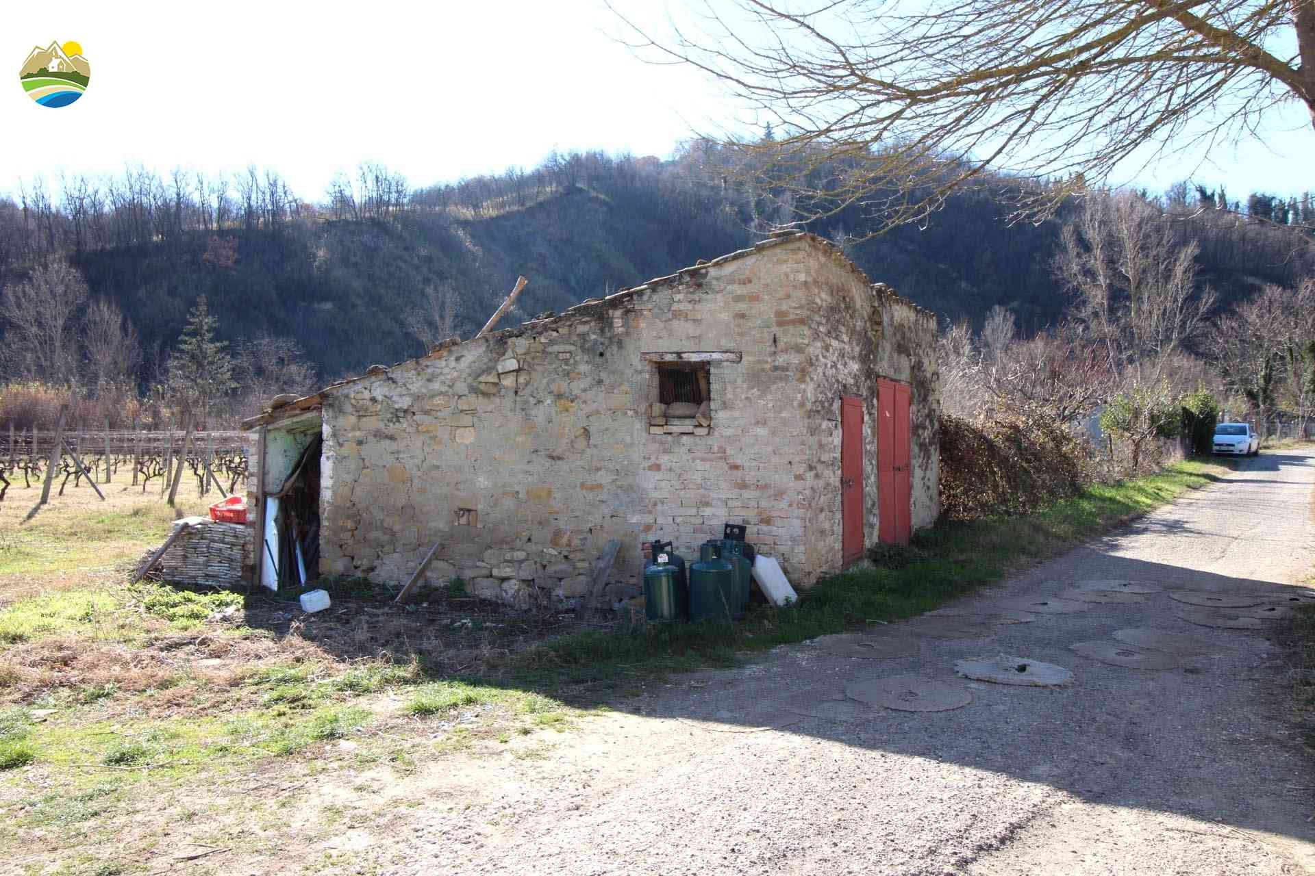 Country Houses Country Houses for sale Bisenti (TE), Casa del Pettirosso - Bisenti - EUR 95.000 880