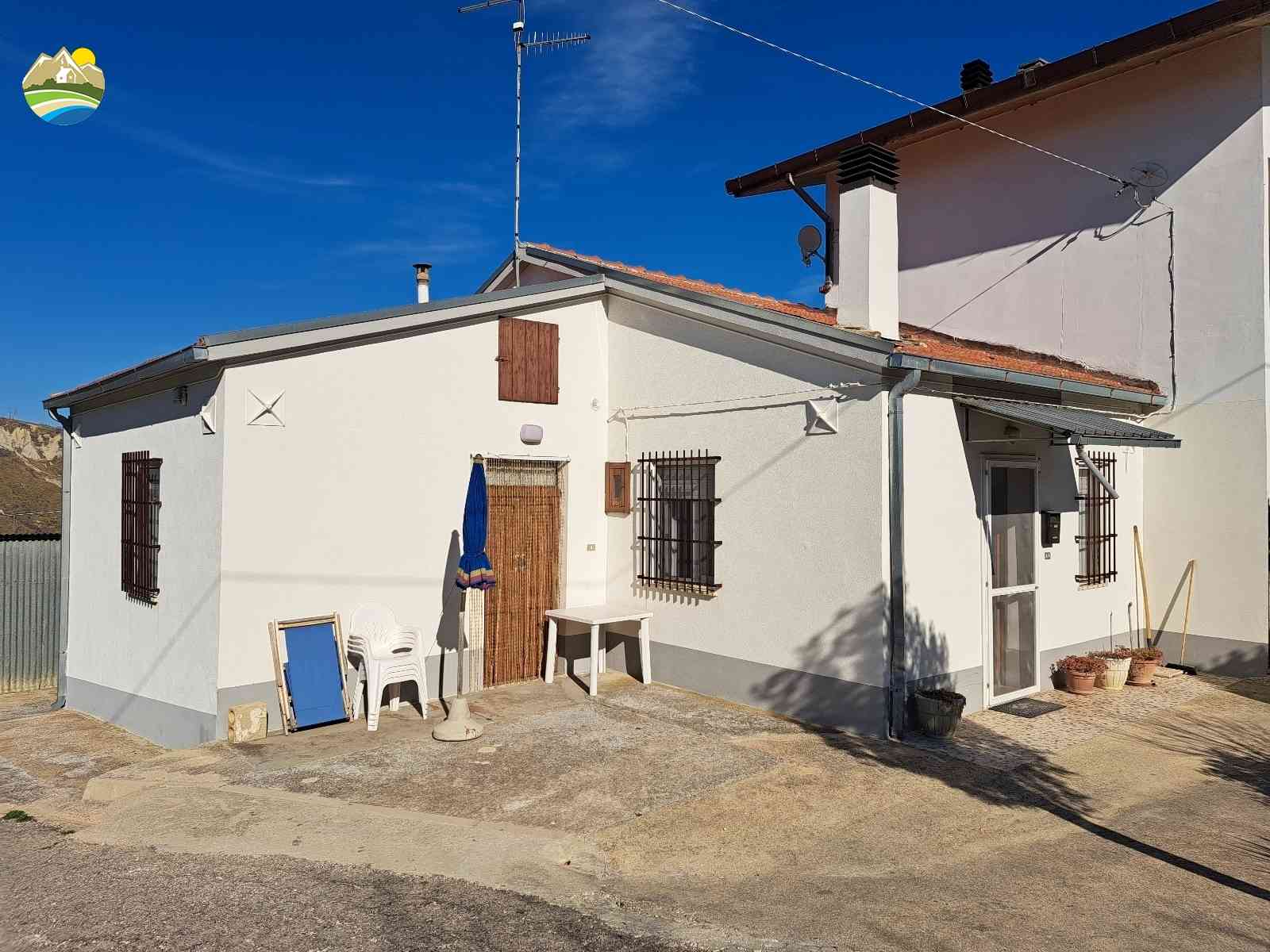 Country Houses Casa Pratolina - Montefino - EUR 68.174