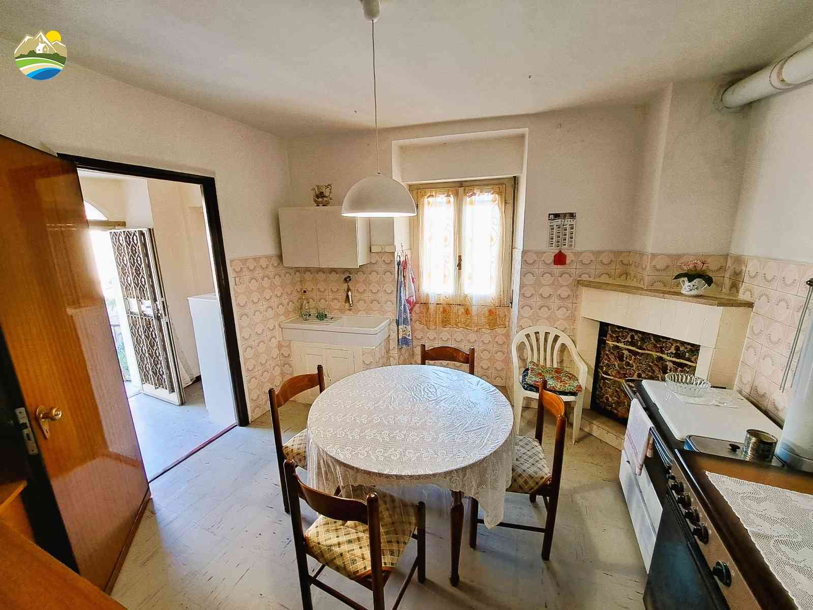 Casa in paese Casa in paese in vendita Montefino (TE), Casa dei Limoni - Montefino - EUR 38.230 710