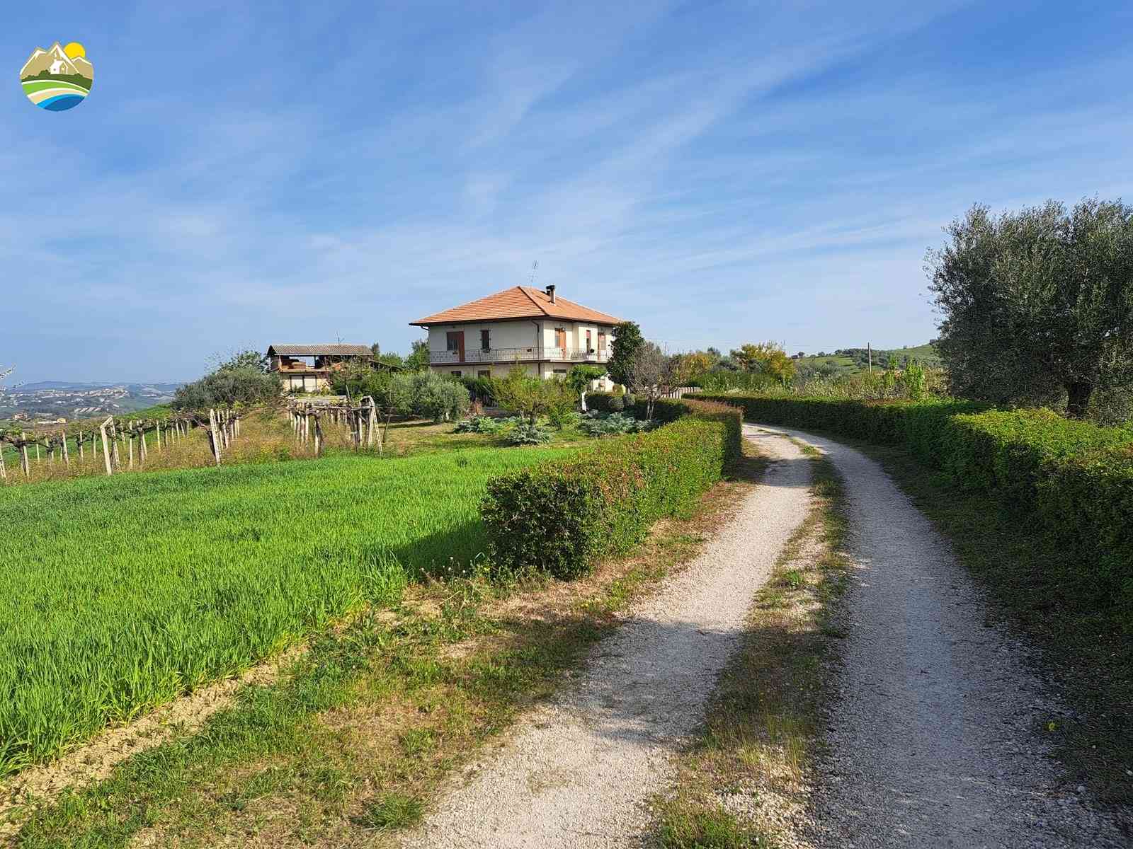 Country Houses Country Houses for sale Bellante (TE), Casa Acero - Bellante - EUR 283.998 1040