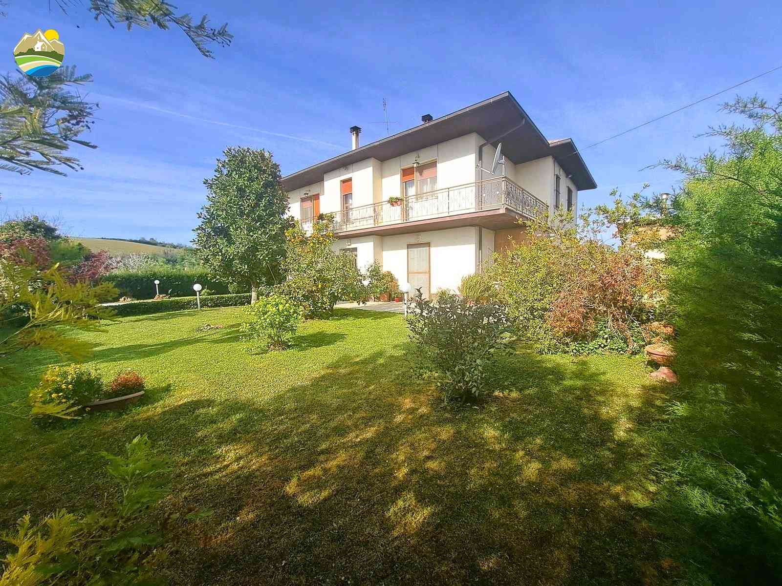 Country Houses Country Houses for sale Bellante (TE), Casa Acero - Bellante - EUR 283.998 730