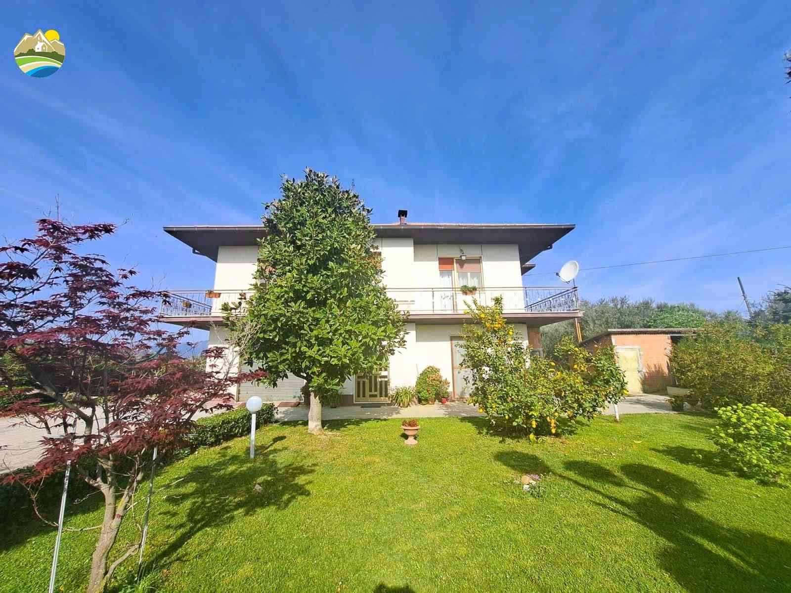 Country Houses Country Houses for sale Bellante (TE), Casa Acero - Bellante - EUR 283.998 770
