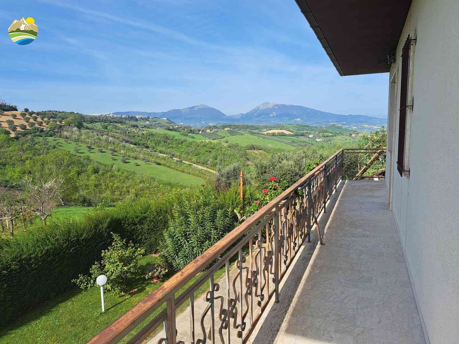 Country Houses Country Houses for sale Bellante (TE), Casa Acero - Bellante - EUR 283.998 910