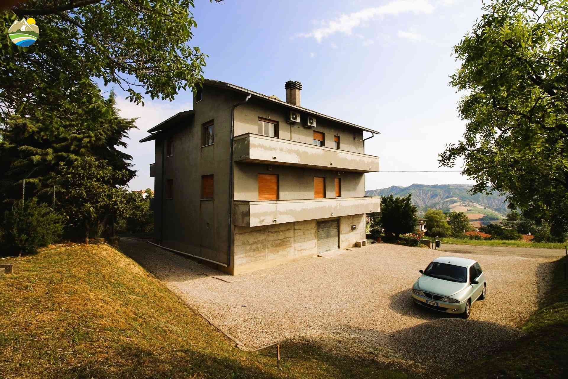 Country Houses Country Houses for sale Castilenti (TE), Casa San Paolo - Castilenti - EUR 270.890 10