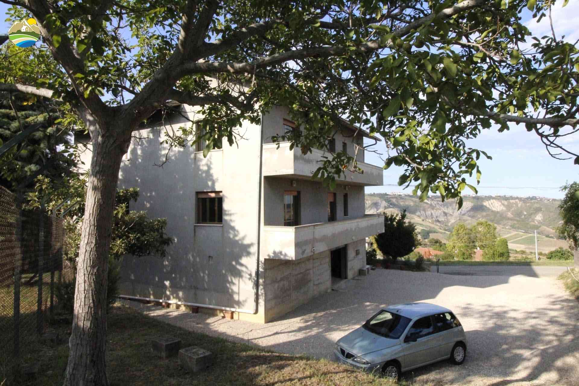 Country Houses Country Houses for sale Castilenti (TE), Casa San Paolo - Castilenti - EUR 270.890 1060