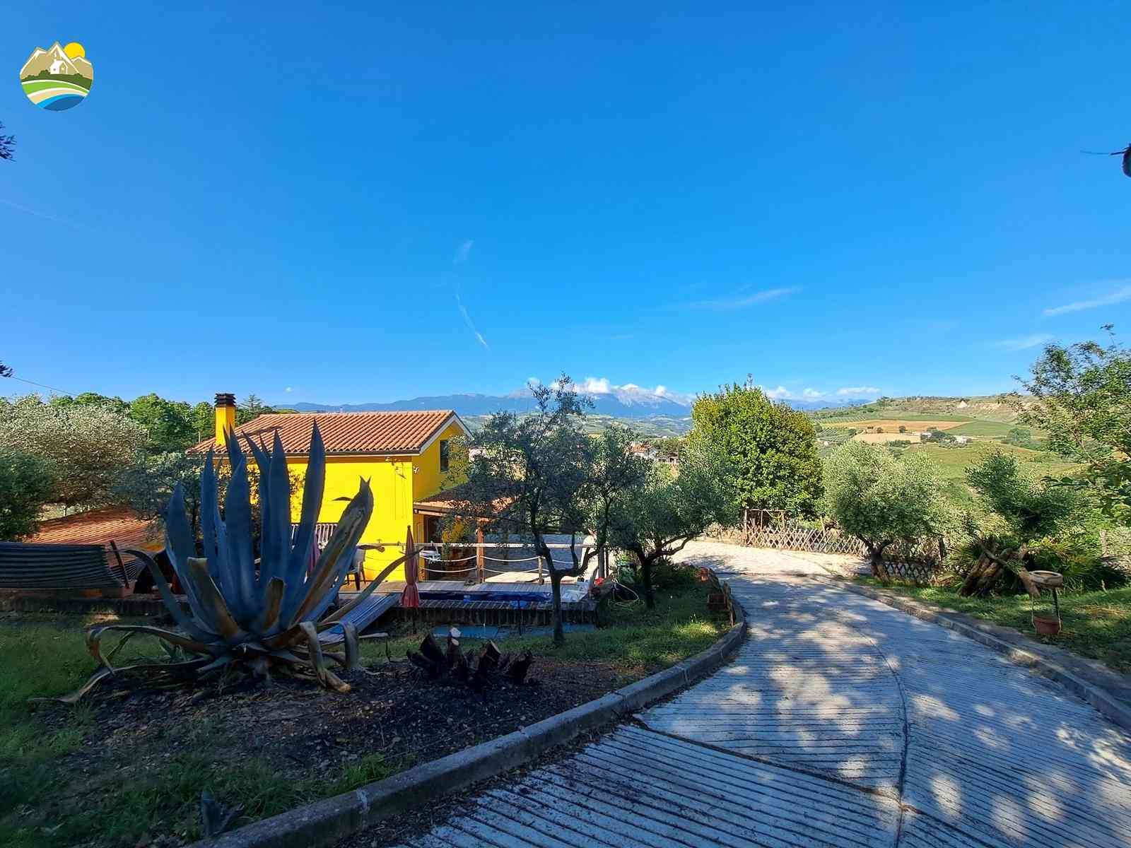 Detached House Detached House for sale Castilenti (TE), Podere La Sciara - Castilenti - EUR 185.691 800